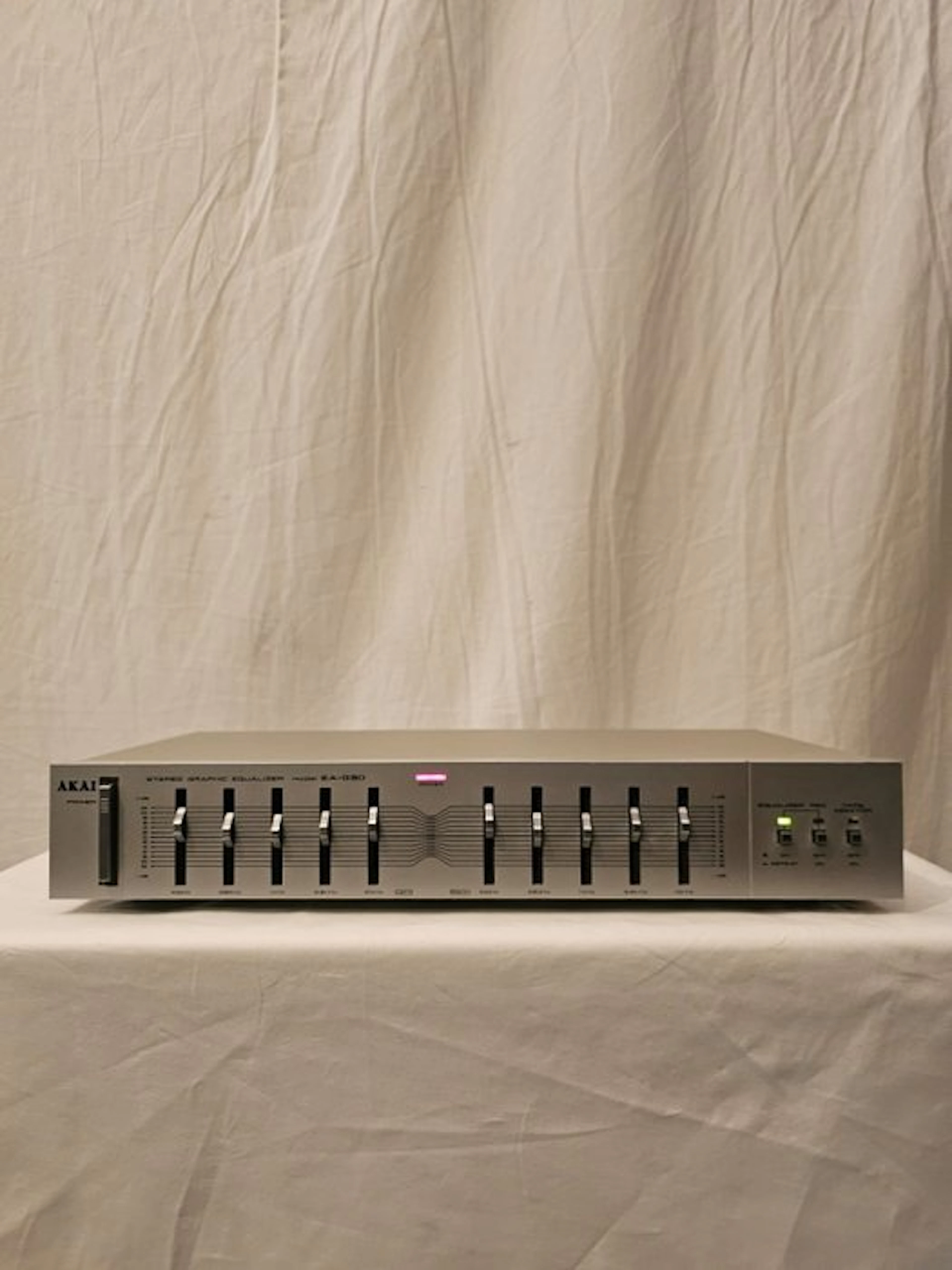 Akai - EA G30 Equalizer
