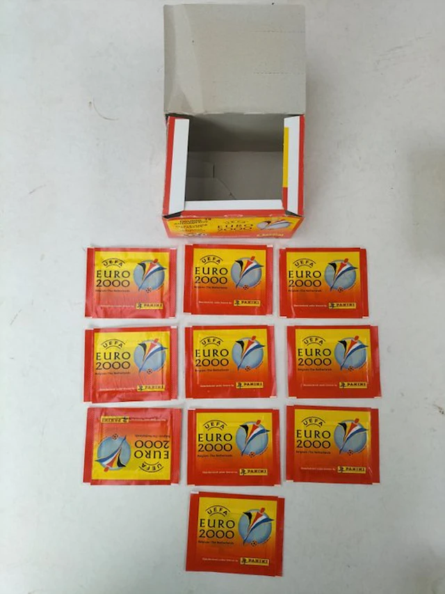 2000 Panini Euro 2000 Euro2000 Original packaging - 10 Pack - Excellent (EX)