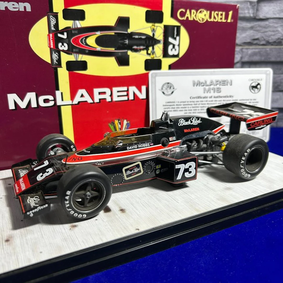 Carousel 1 1:18 - Model race car - Carousel 1 Limited...