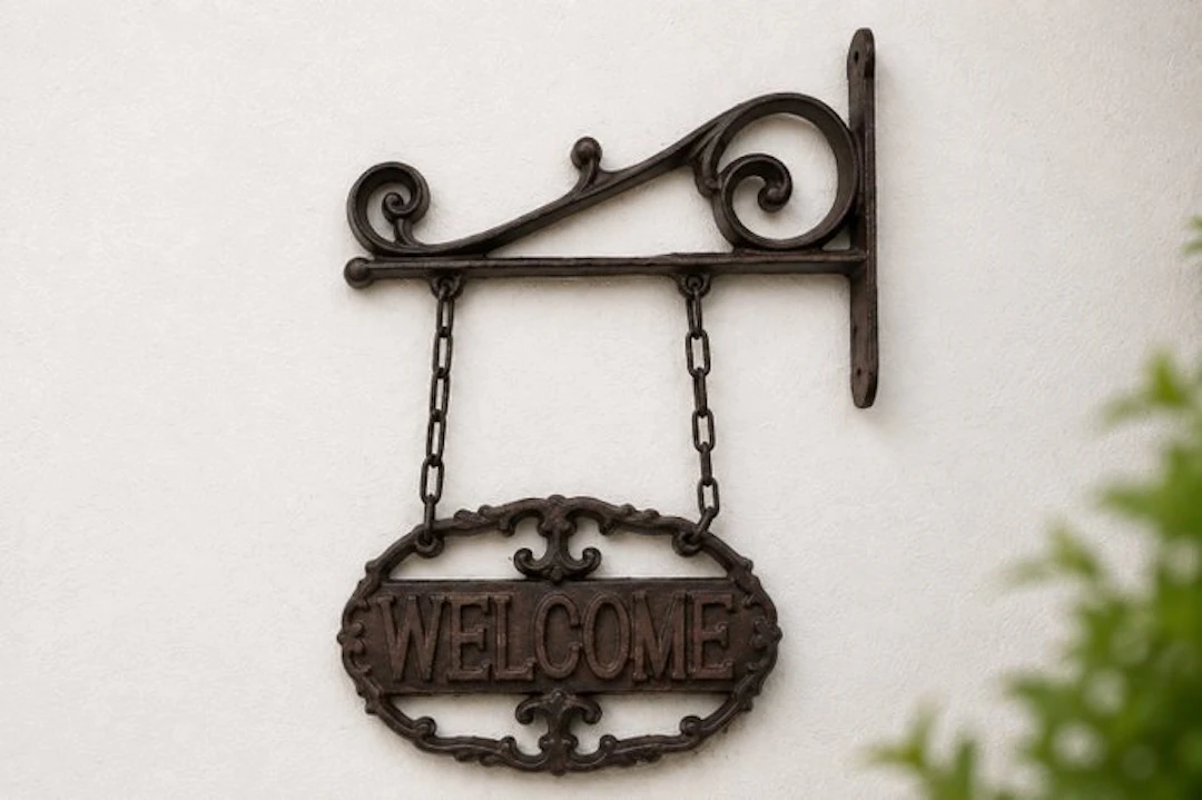 Decorative ornament - Cast iron welcome sign