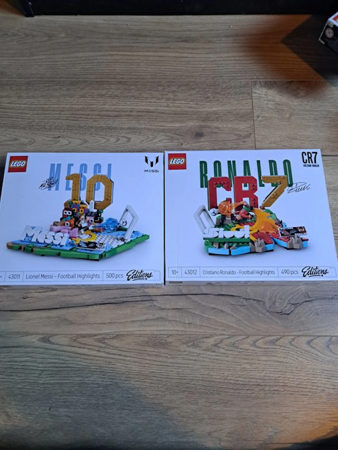 LEGO Set - Icons - Lionel Messi - Football Highlights...