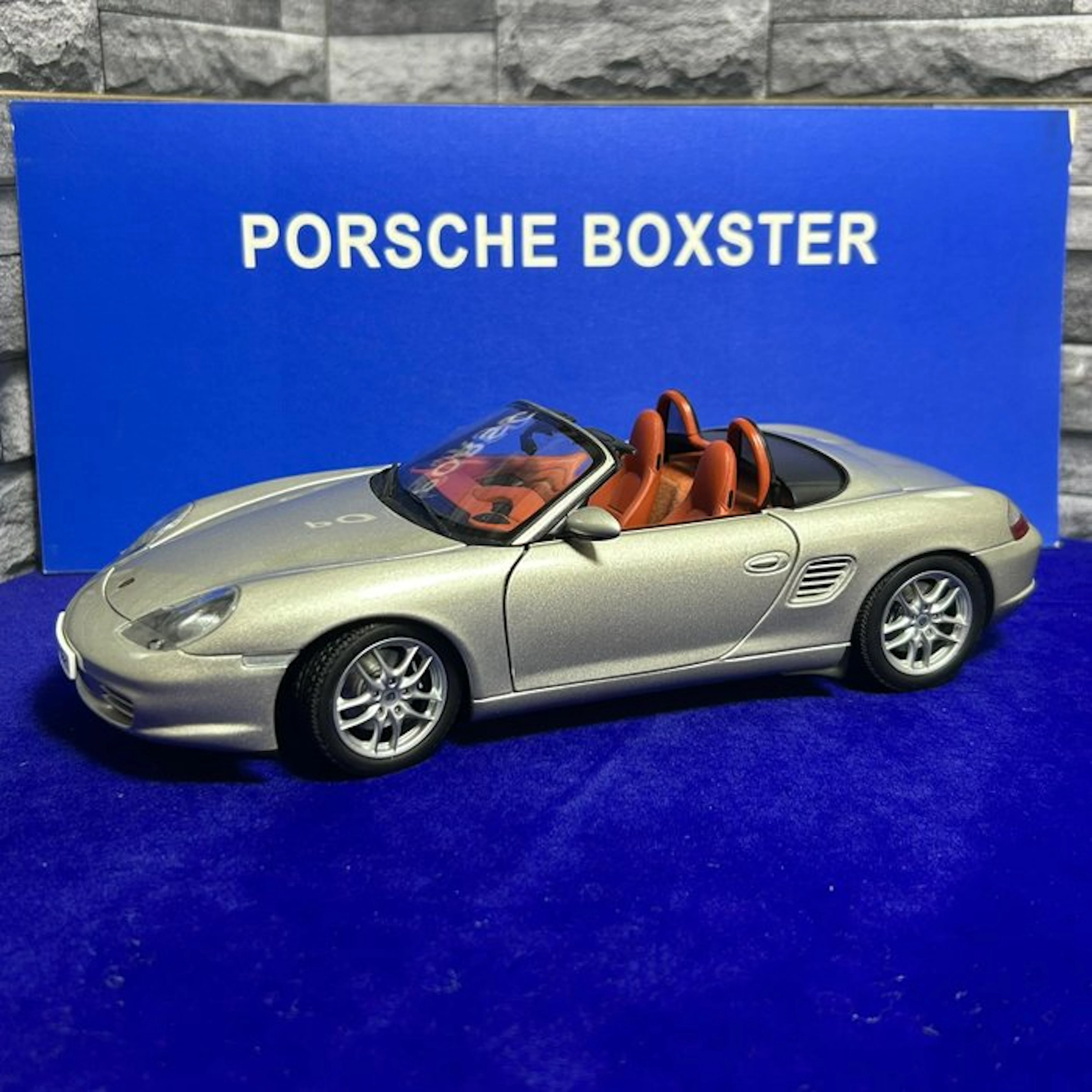 Autoart 1:18 - Model car - AUTOart Performance 1:18...