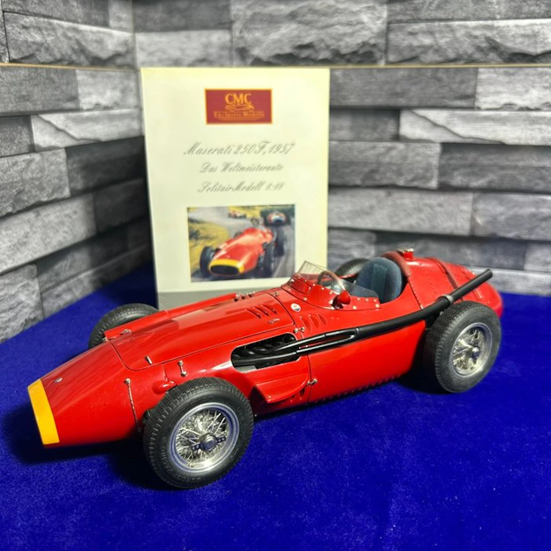 CMC 1:18 - Model race car - CMC 1:18 Maserati 250F 1957...