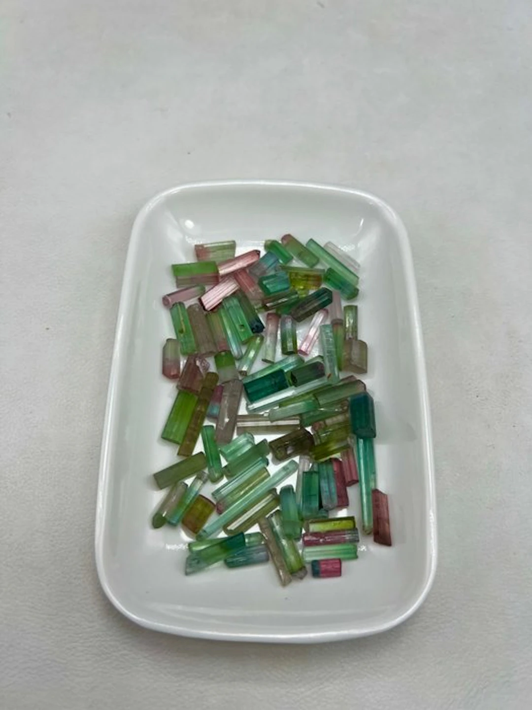 Bicolour tourmaline Crystals - Height: 15 mm - Width: 8 mm- 45 g - (1)