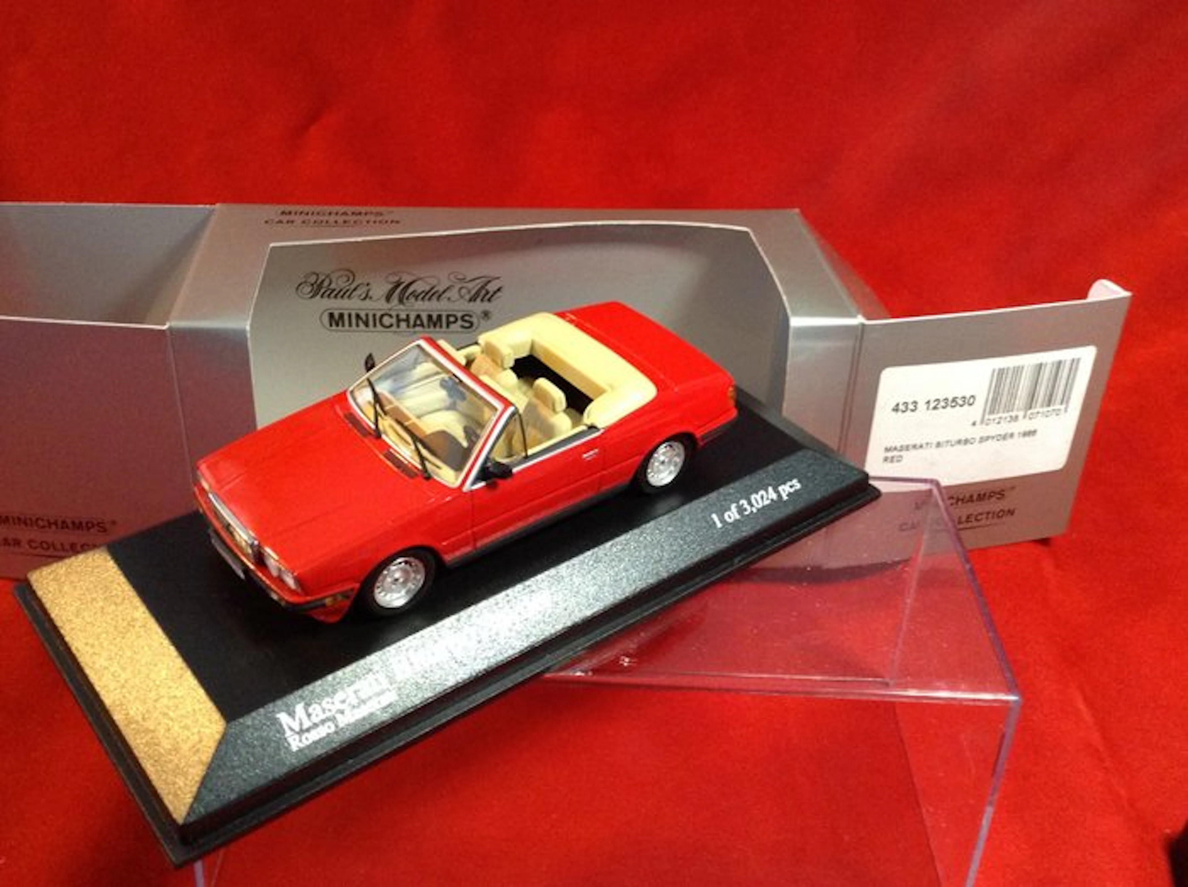 MiniChamps 1:43 - Model sports car - ref