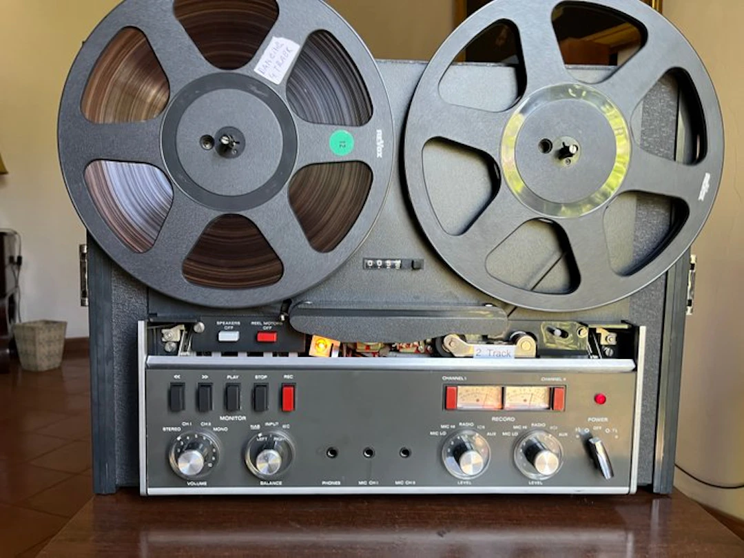 Revox - A 77 MKIII 2 Track Reel to reel deck 26 cm