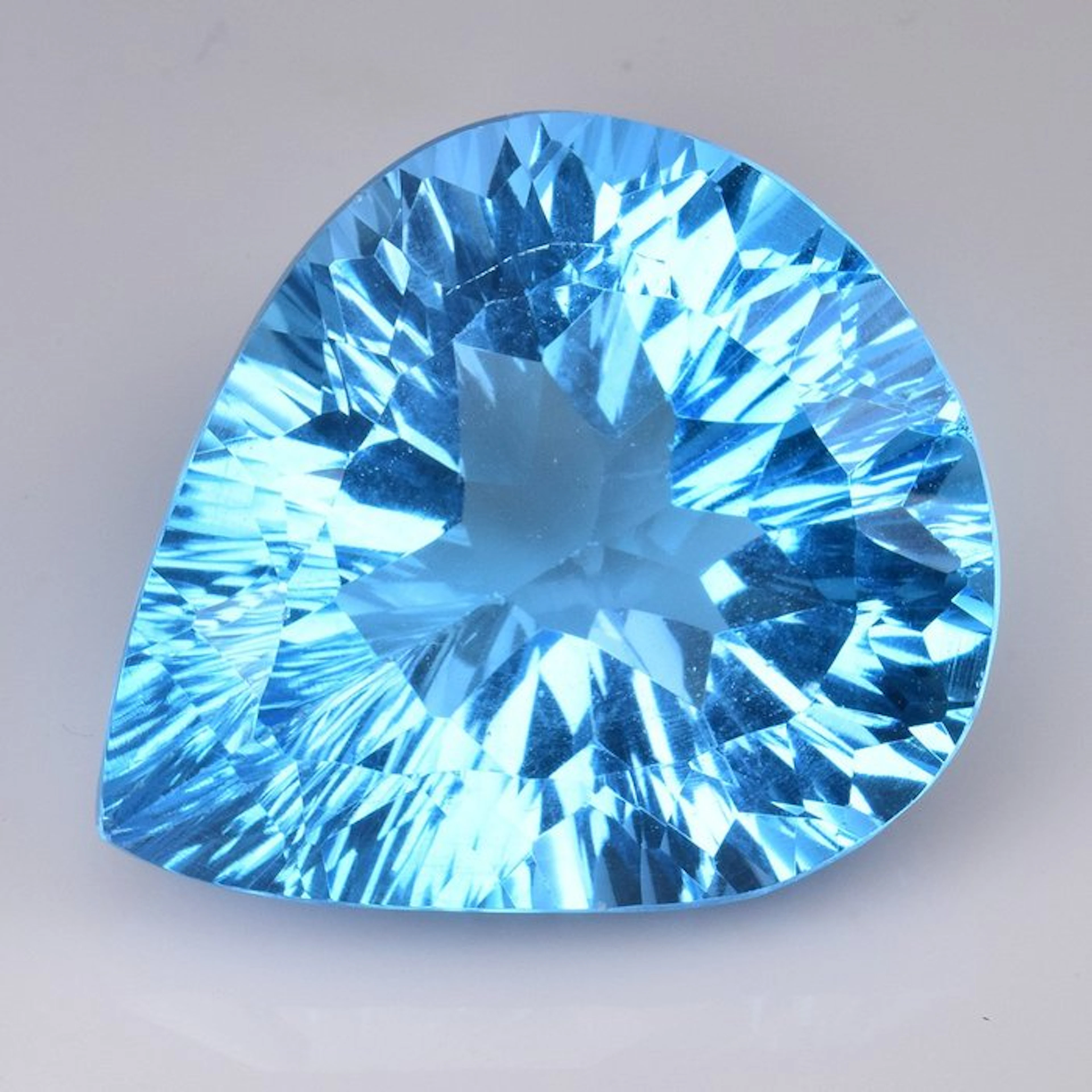 No reserve price - 1 pcs Blue Topaz - 35.68 ct - Antwerp...