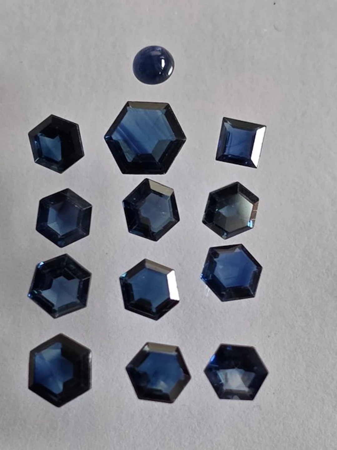 No reserve price - 13 pcs Blue Sapphire - 5.99 ct...