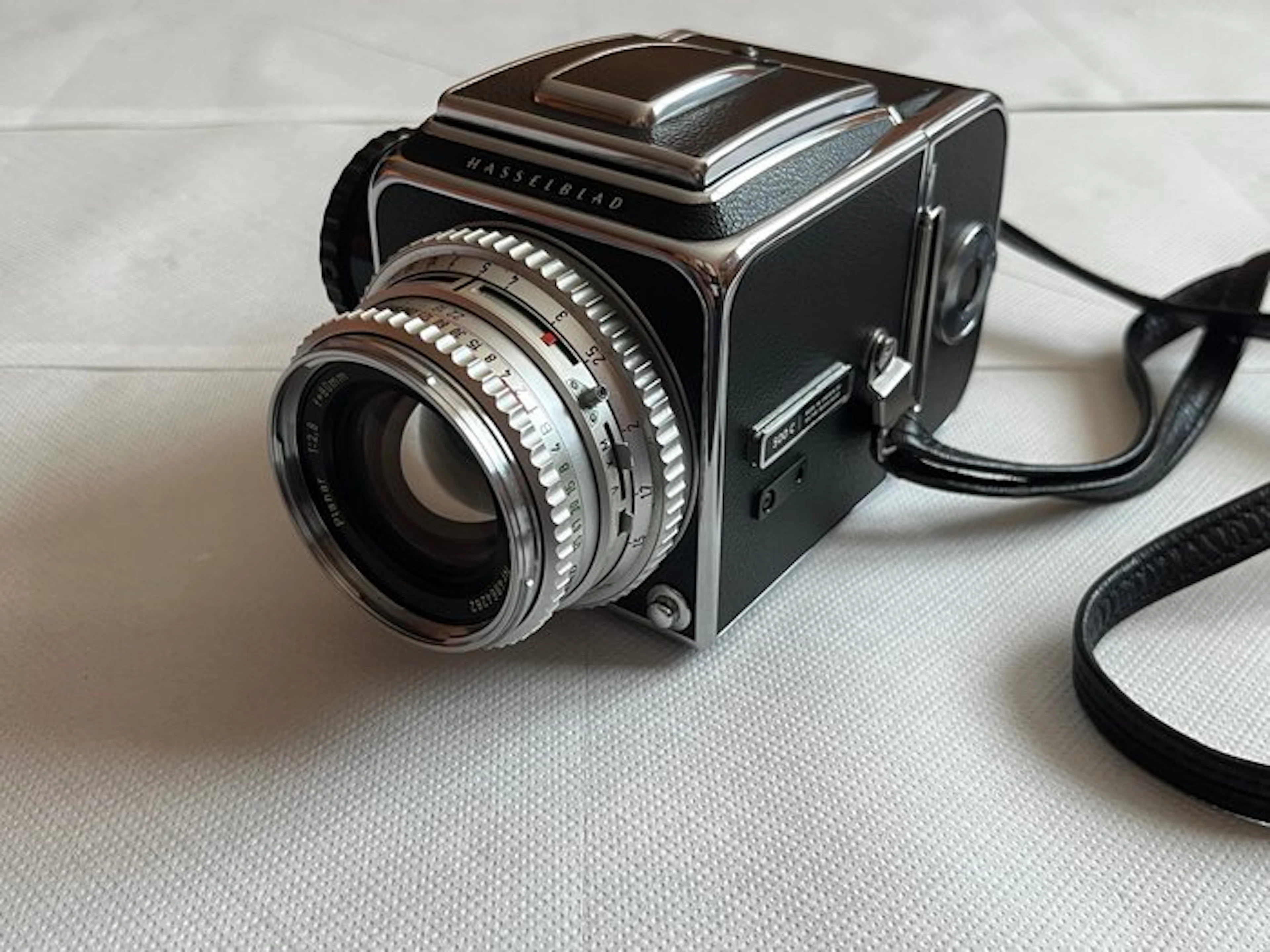 Hasselblad, Carl Zeiss 500C + 80mm + 150mm + 250mm + acc. | Analogue camera