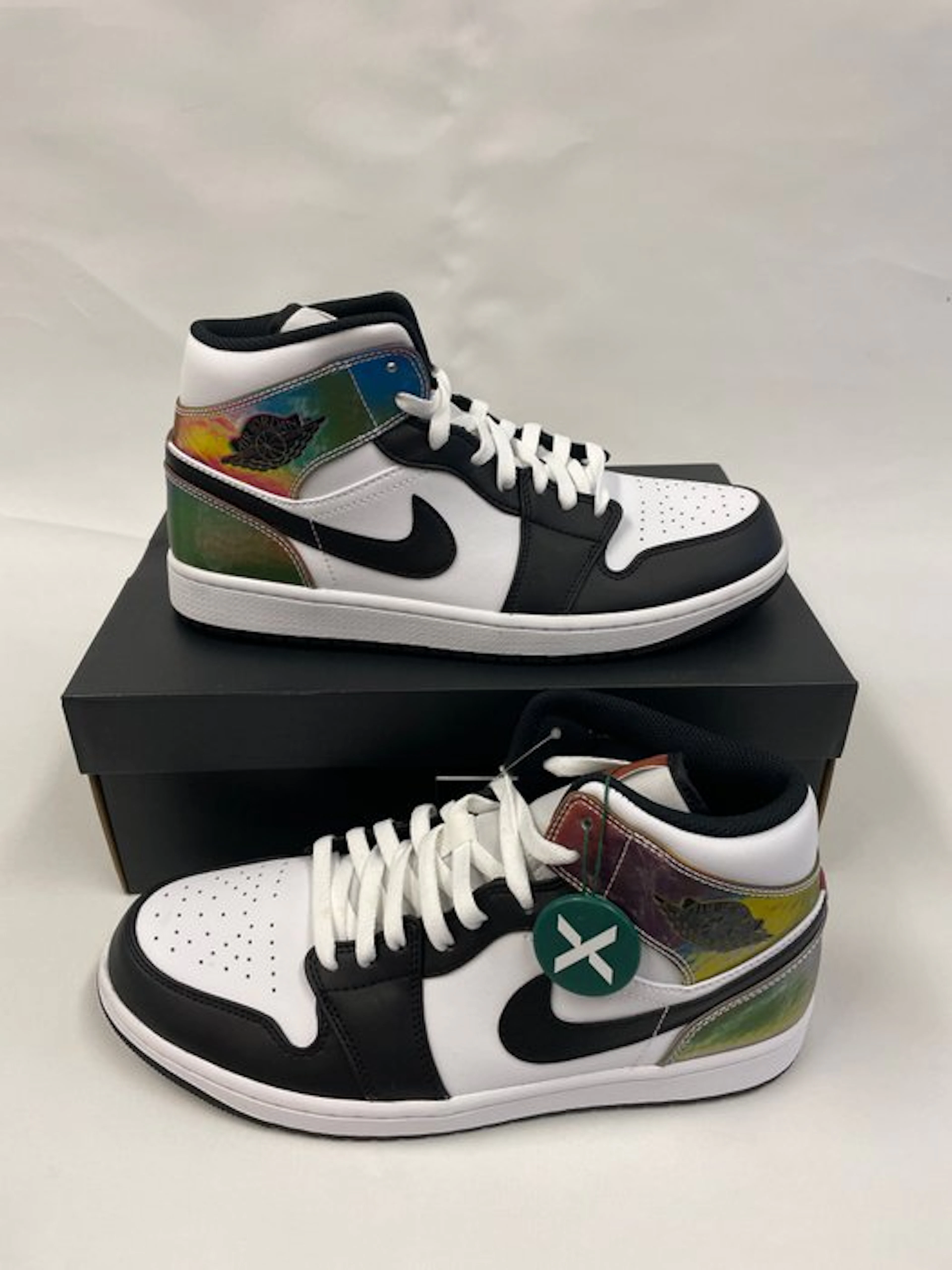 Nike - Air Jordan 1 Mid
