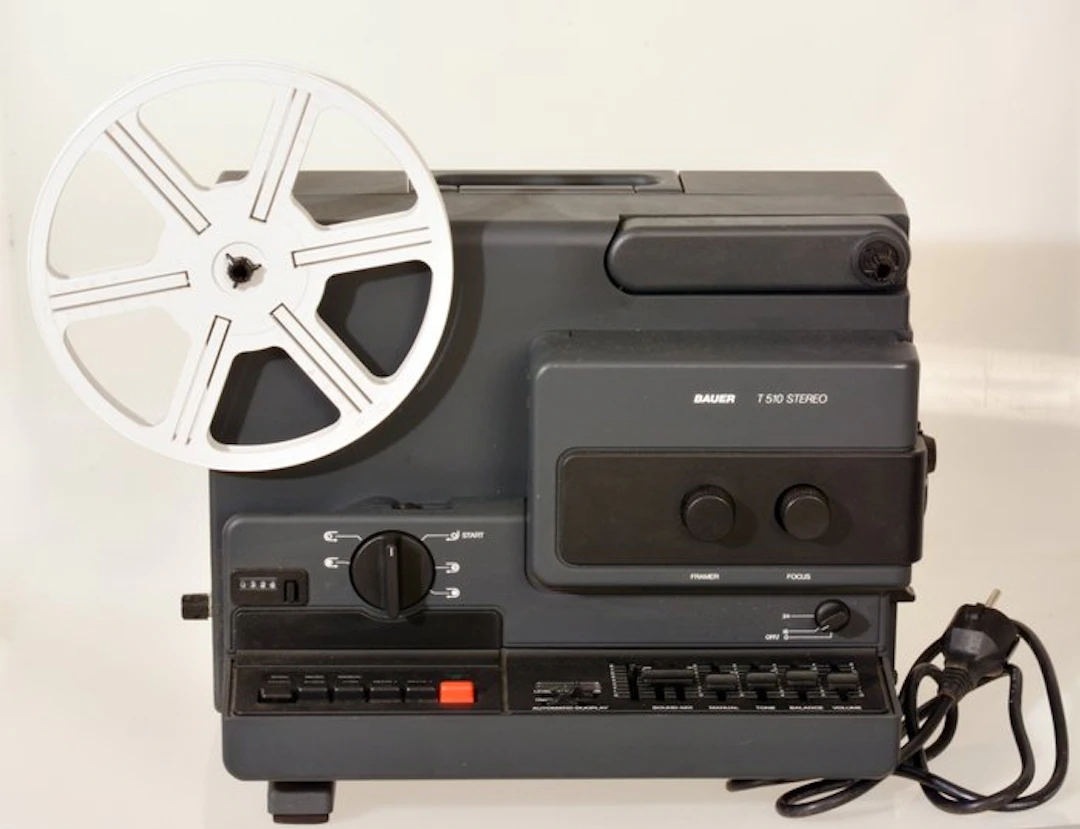 Bauer T 510 STEREO Projector