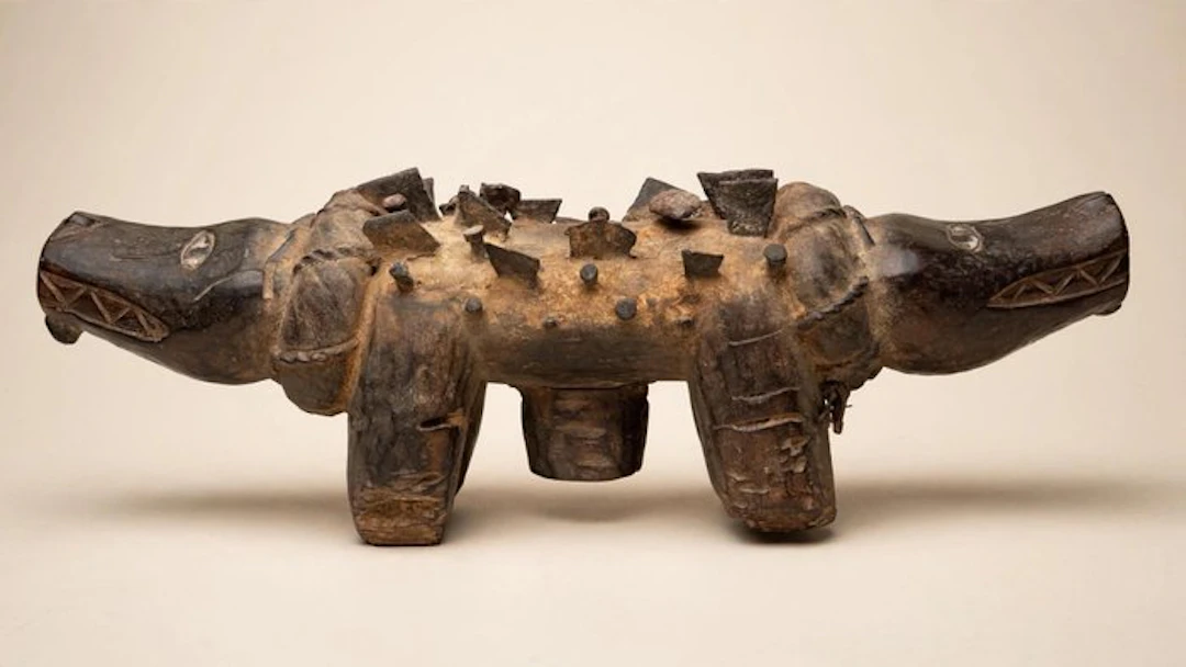 Kongo Nkisi Nkondi dog - DR Congo (No reserve price)