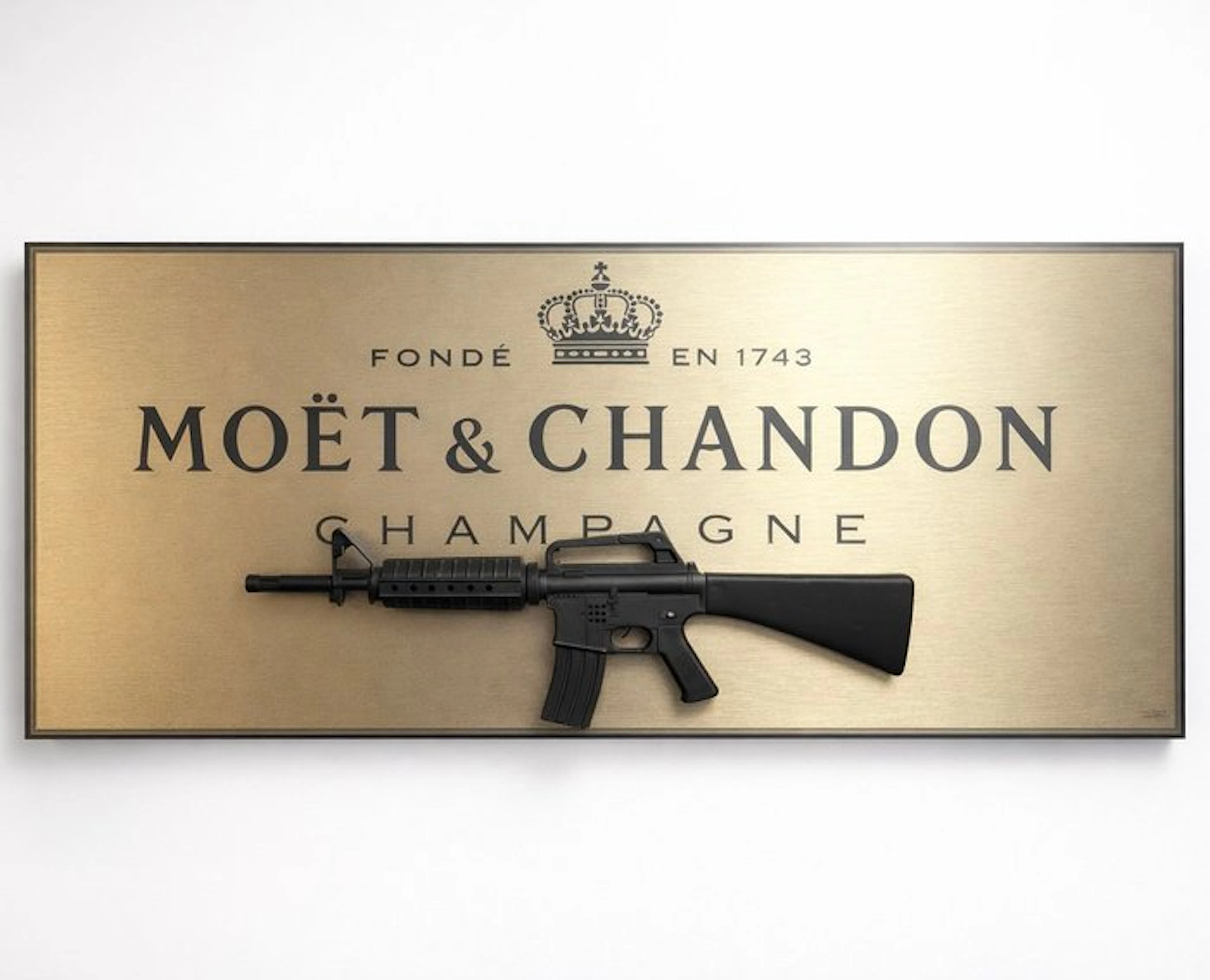 Daluxe Art - 1999 • Moët Gold Gun XL (100cm)