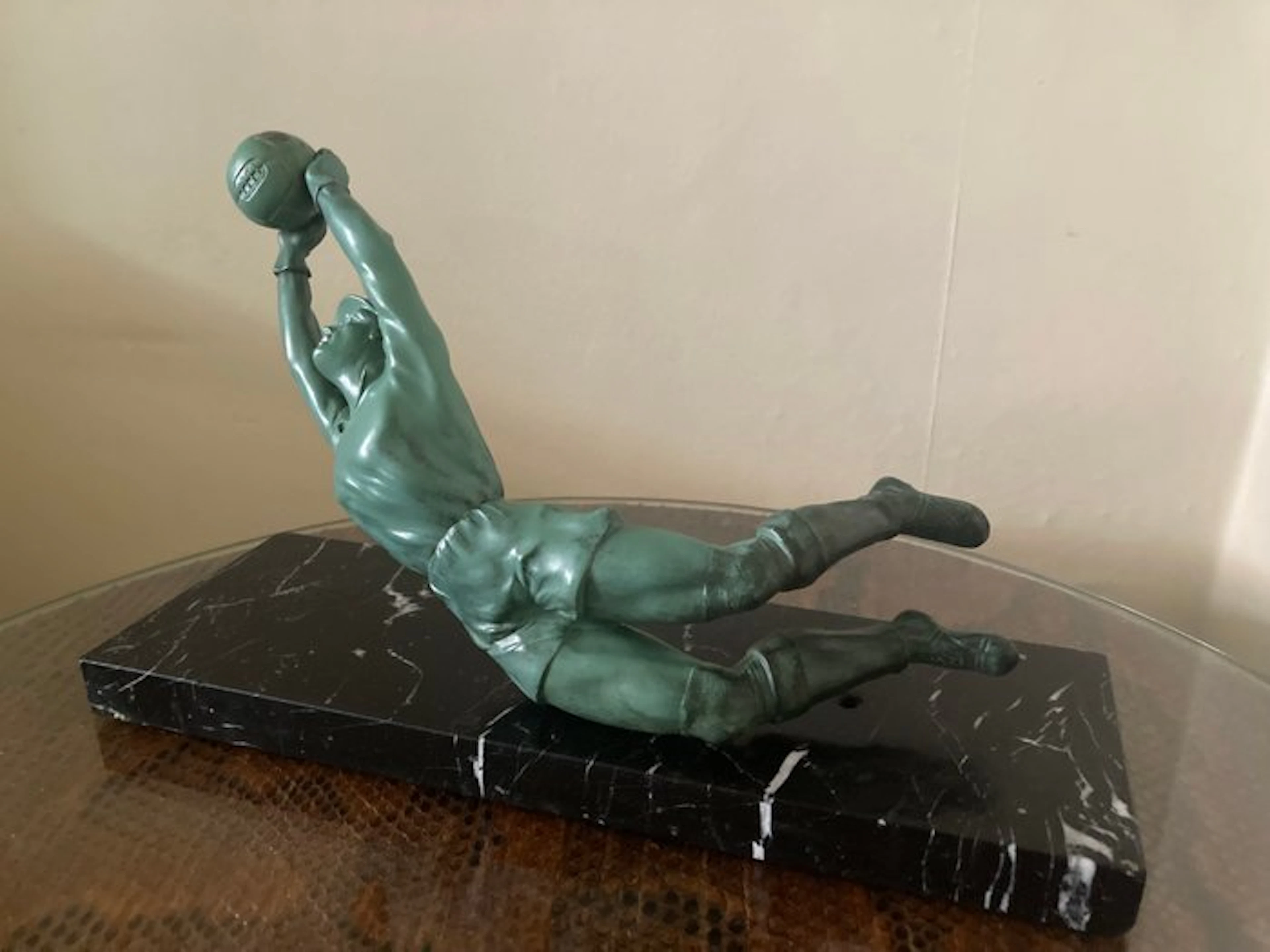 Statue, Le gardien de but - 30 cm - Spelter