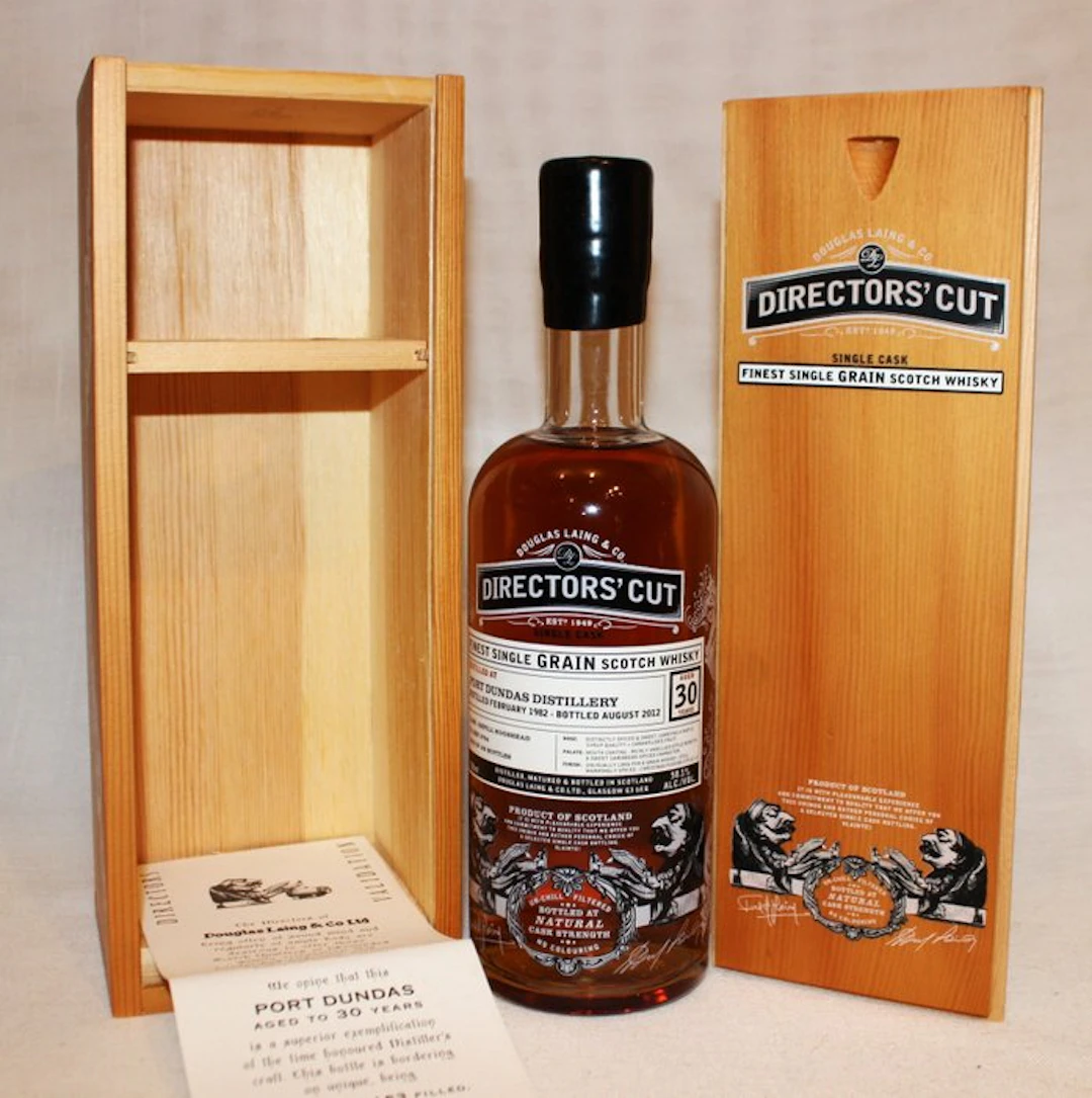 Port Dundas 1982 30 years old Directors' Cut - Douglas Laing - b. 2012 - 70cl