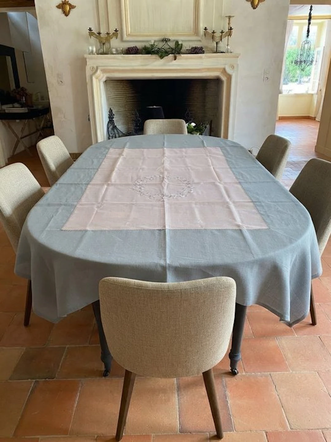 Sophie & Co. Collection - Tablecloth - 0 cm - 0 cm - Luxury Embroidered