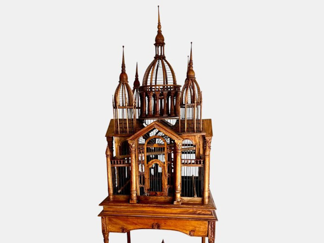 Victorian Style Birdcage - Wood - Victorian-style birdcage