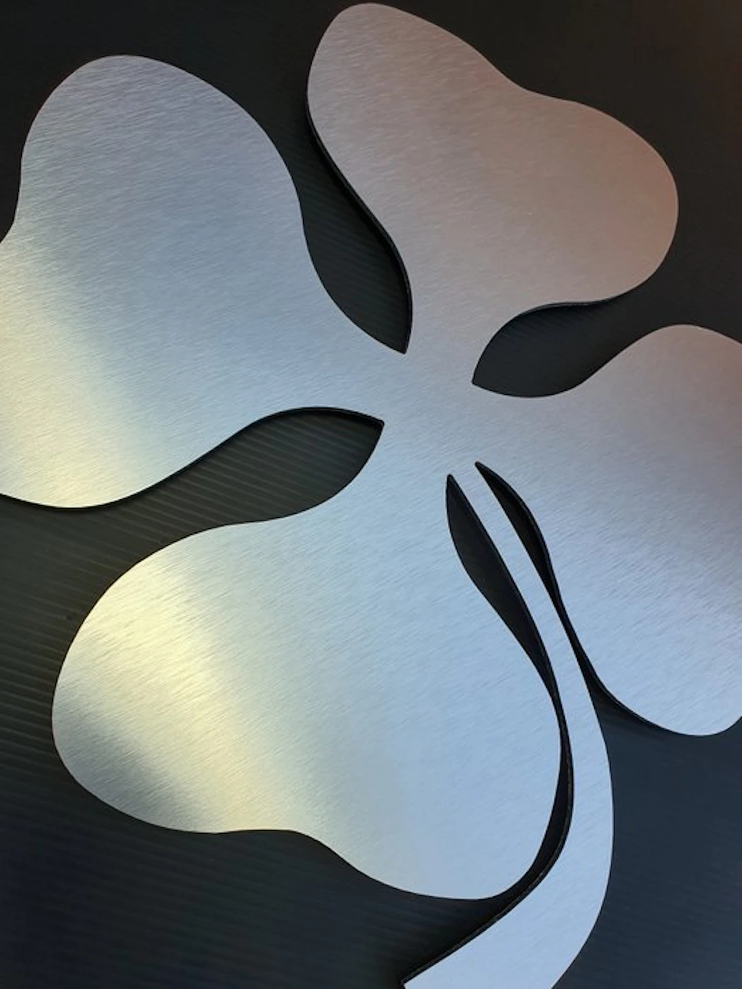 Sign - Alfa Romeo - Professional Wall logo QUADRIFOGLIO - Brushed aluminium*