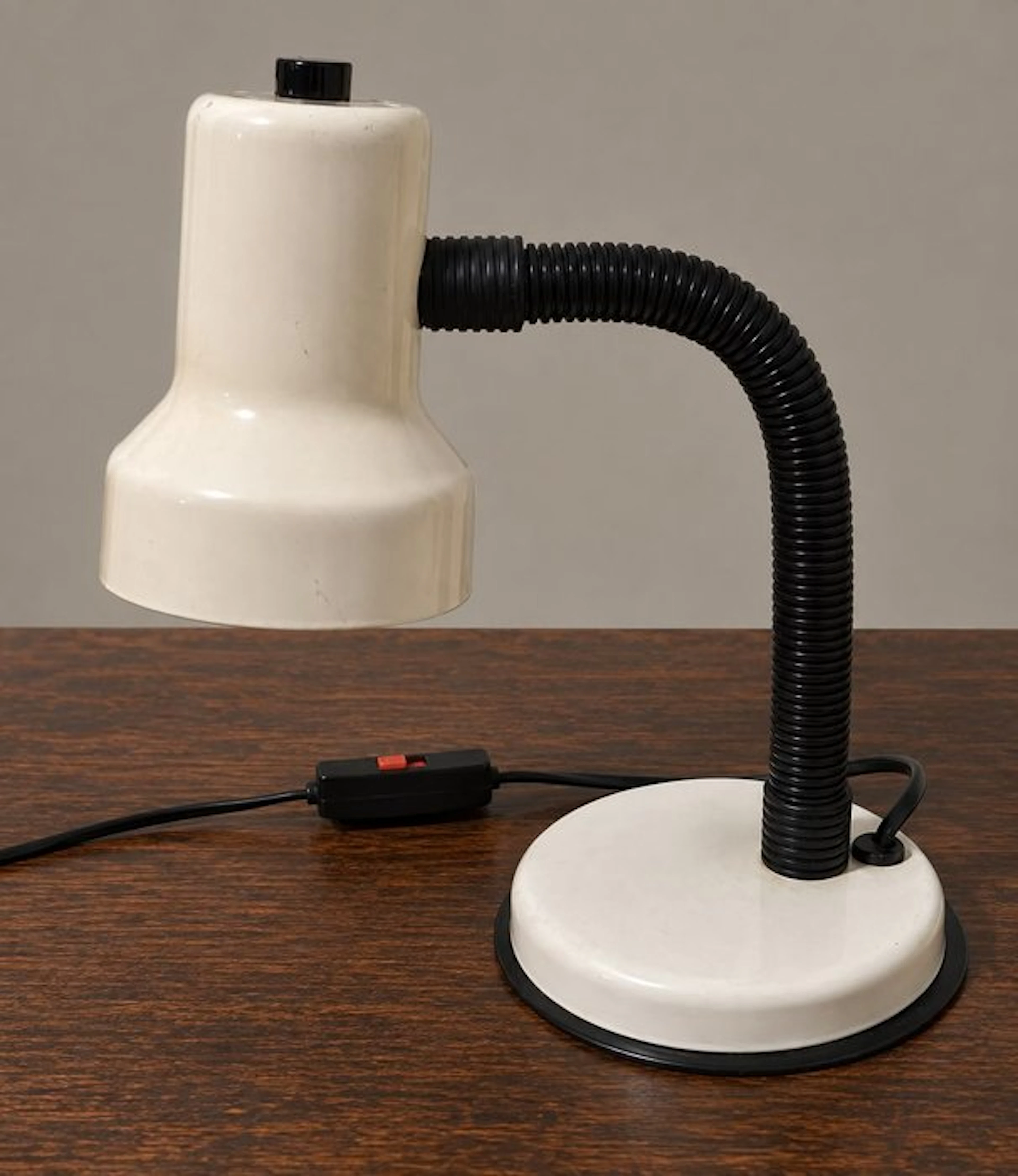 VENETA LUMI. 1970" - Table lamp - Metal - Vintage. Space Age.