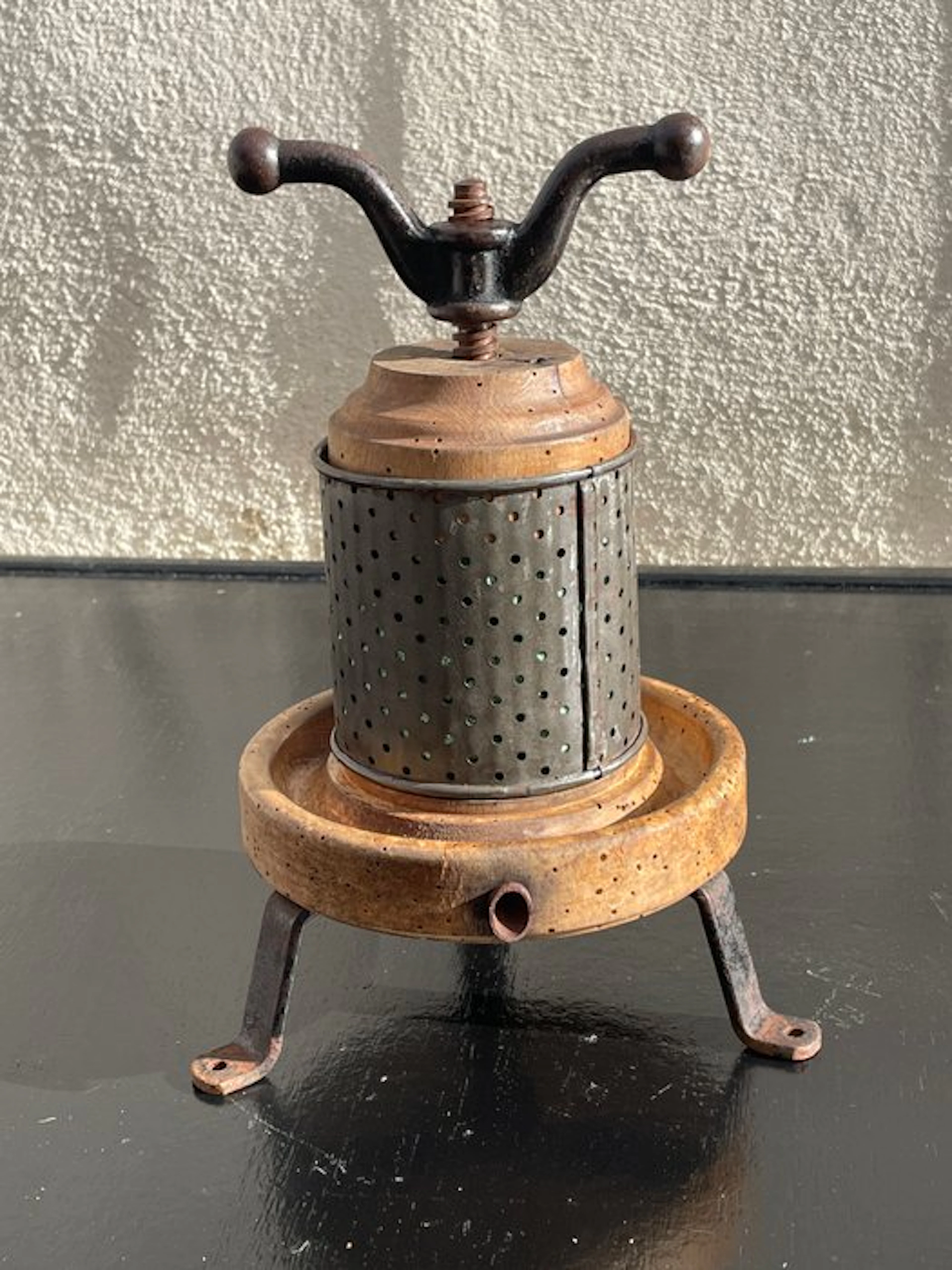 Working tool - press