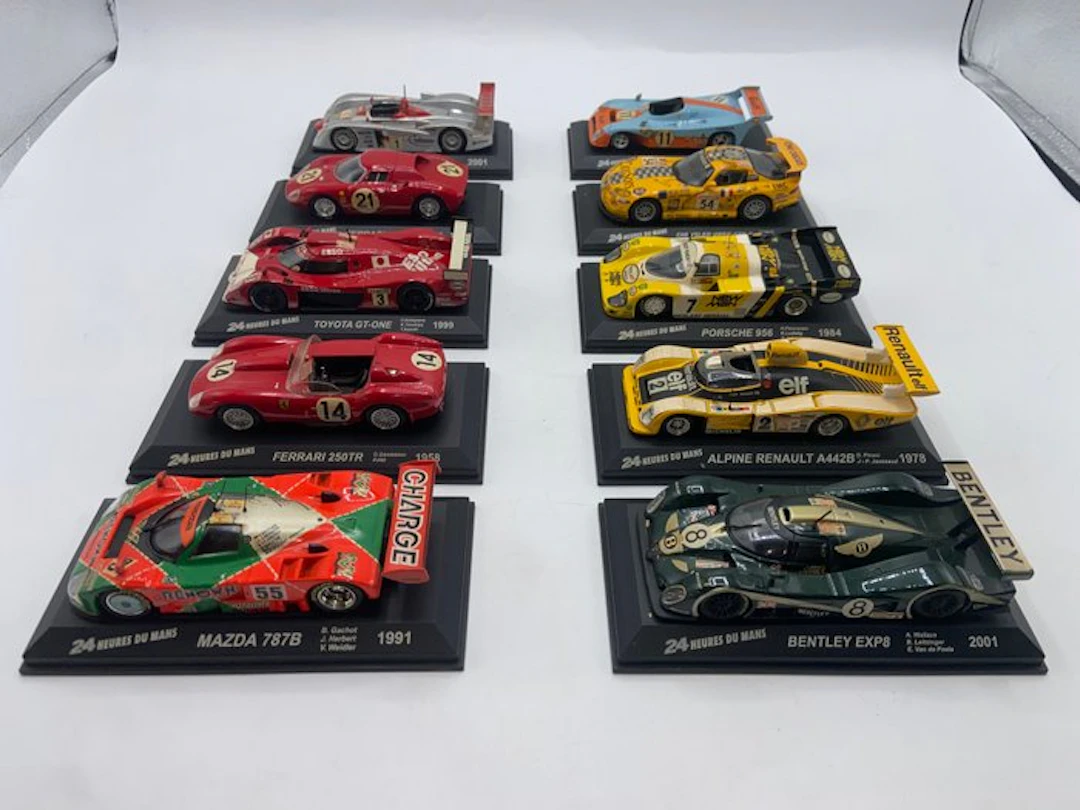 Altaya 1:43 - Model race car (10) - The most beautiful...
