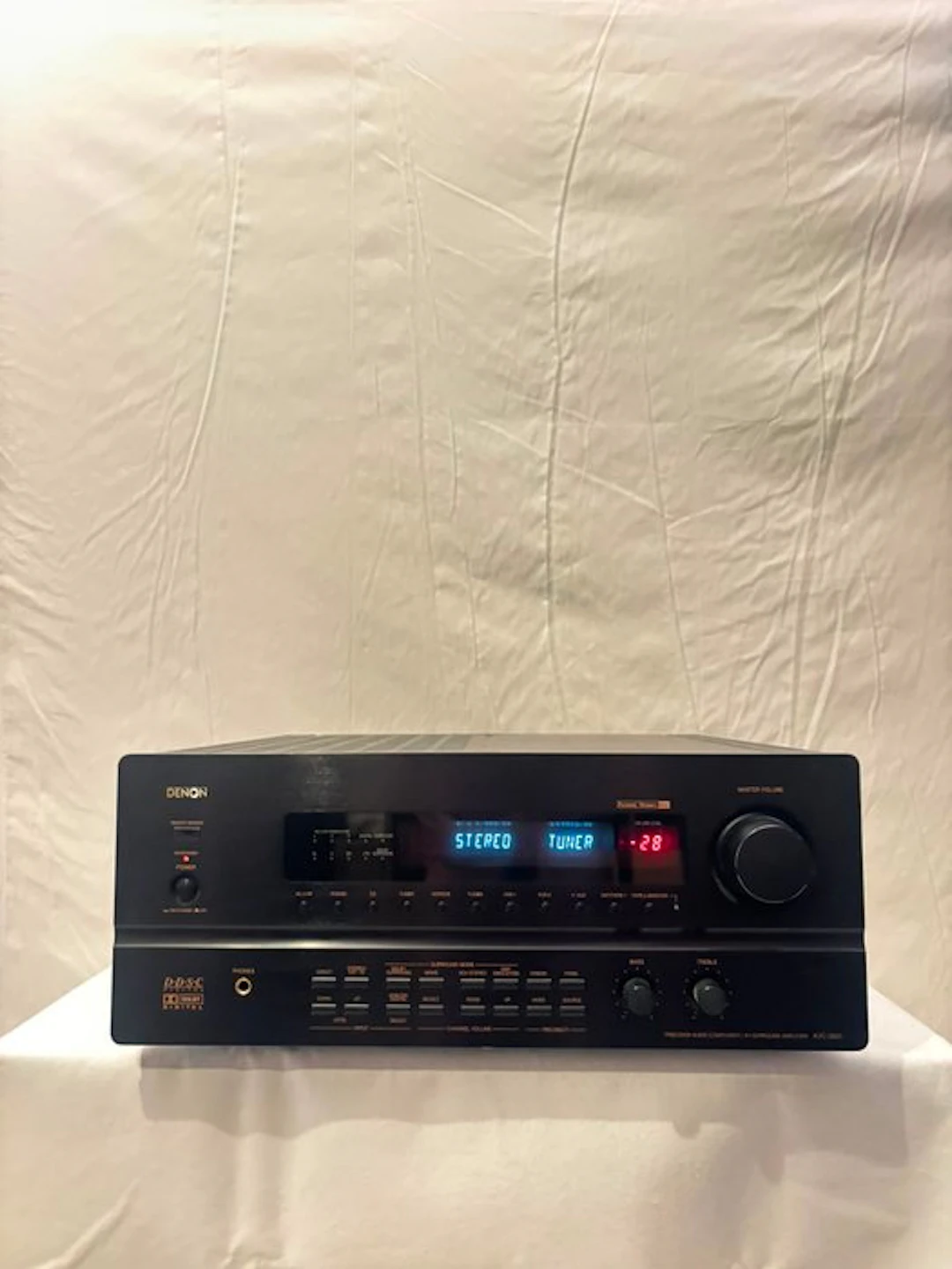 Denon - AVC-3800 Solid state multi-channel amplifier