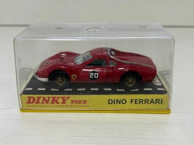 Dinky Toys 1:43 - Model car - No