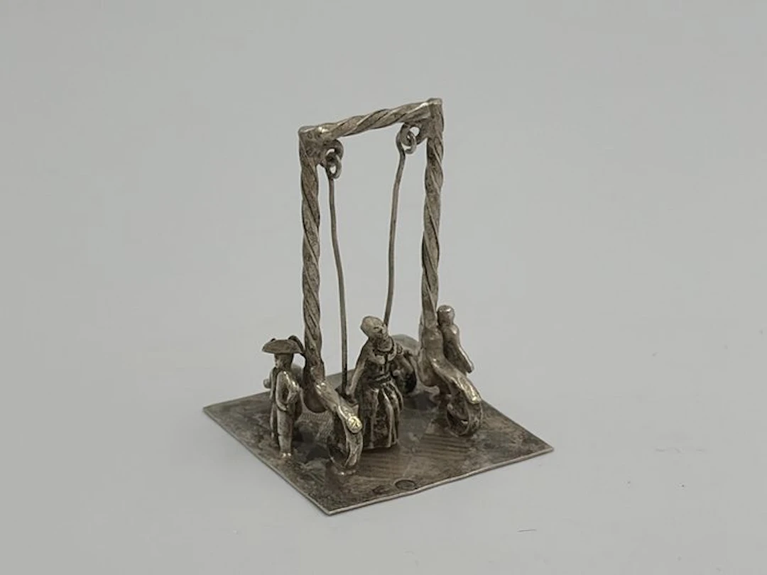 Figurine - schommel - .835 silver