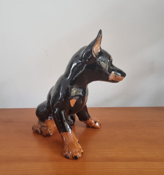 Goebel - Statuette, Dobermannpuppy - 20.5 cm - Porcelain - 1975