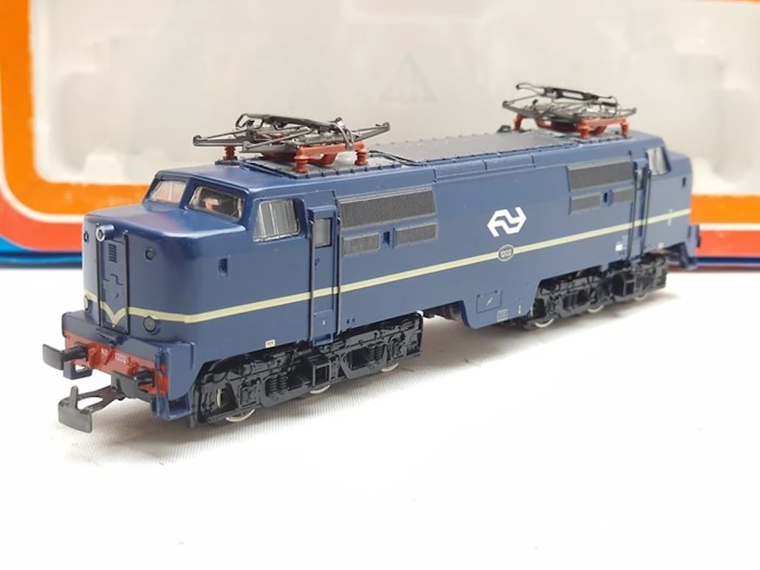 Märklin H0 - 3161 - Electric locomotive (1) - Series 1200 blue with logos 1202