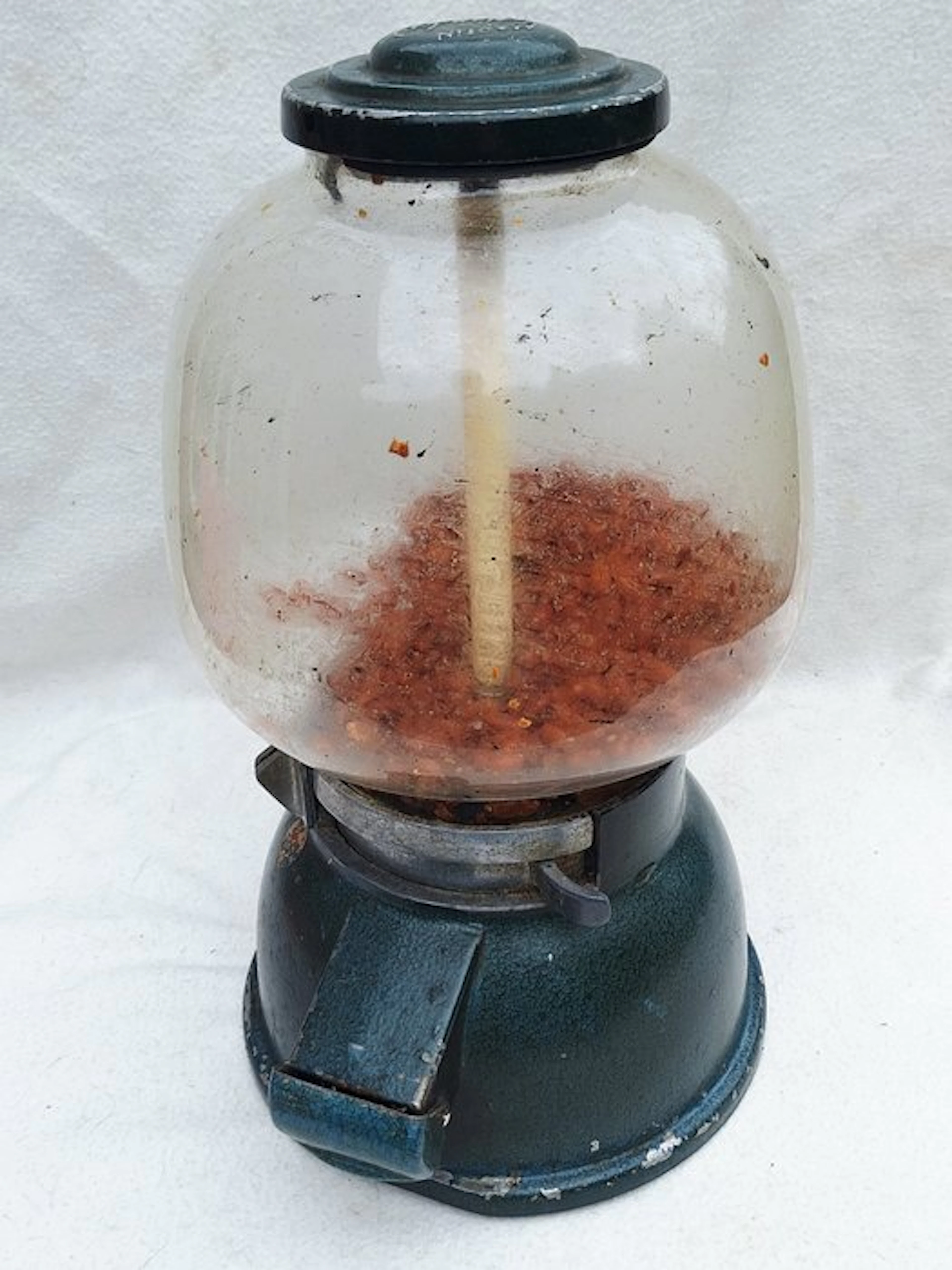 Martin Glocke - Gumball machine - Voor 10 Pfennig munten - For nuts