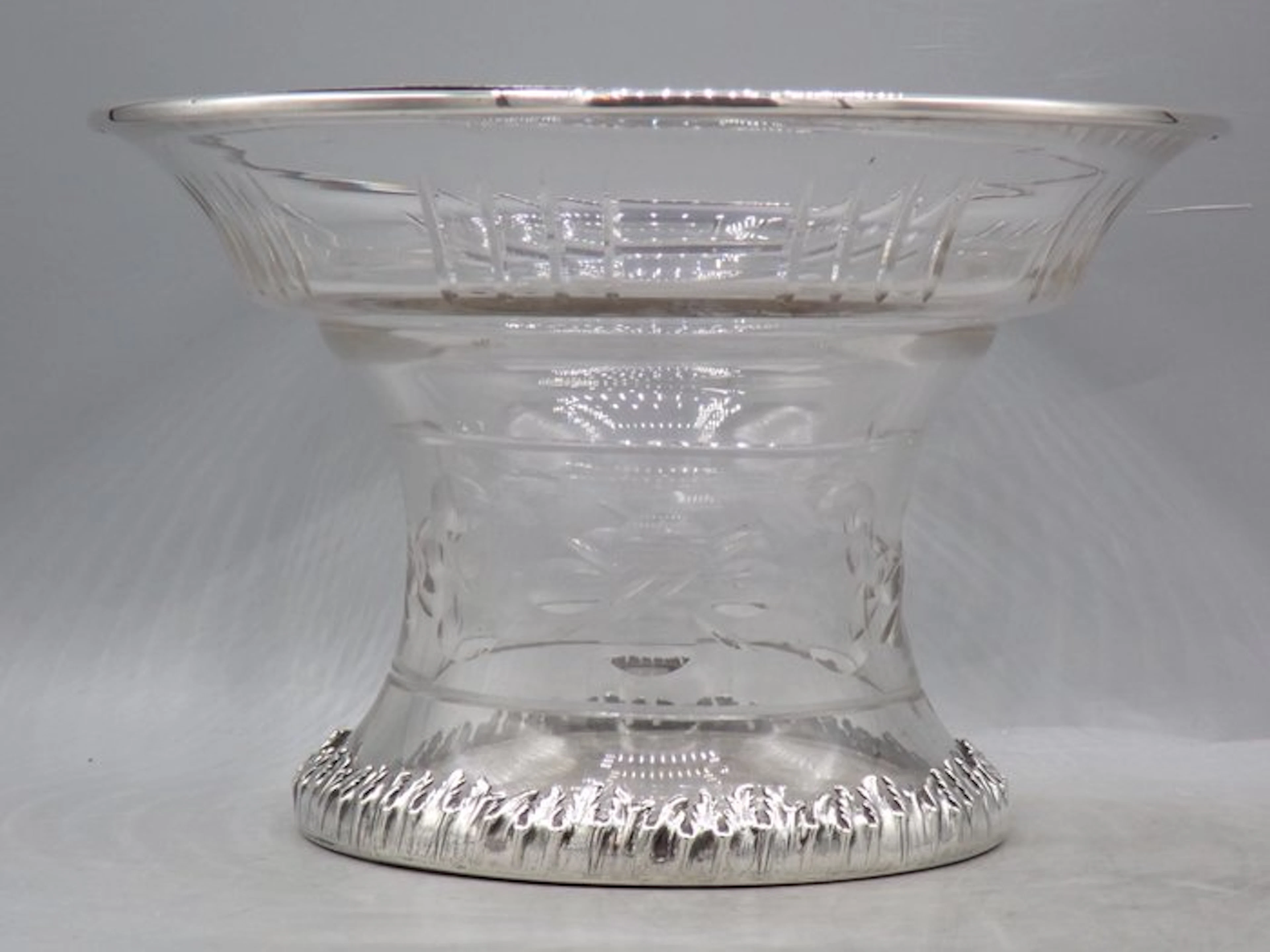 Bowl - In the manner of Louis Wolfers - Art Nouveau - .800 silver
