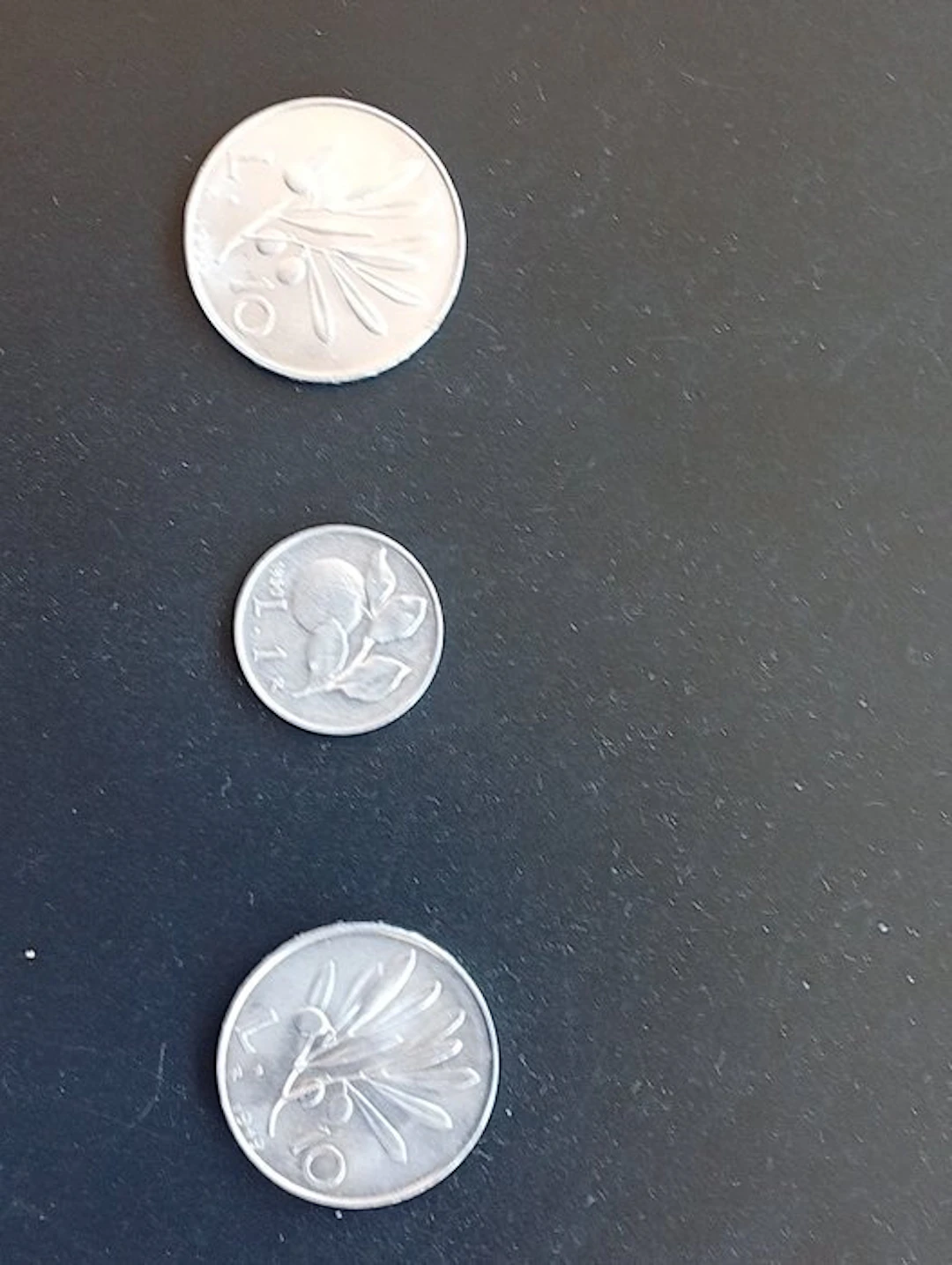 Italy, Republic 1 Lira 1950 + 10 Lire 1949/1950 (No reserve price)