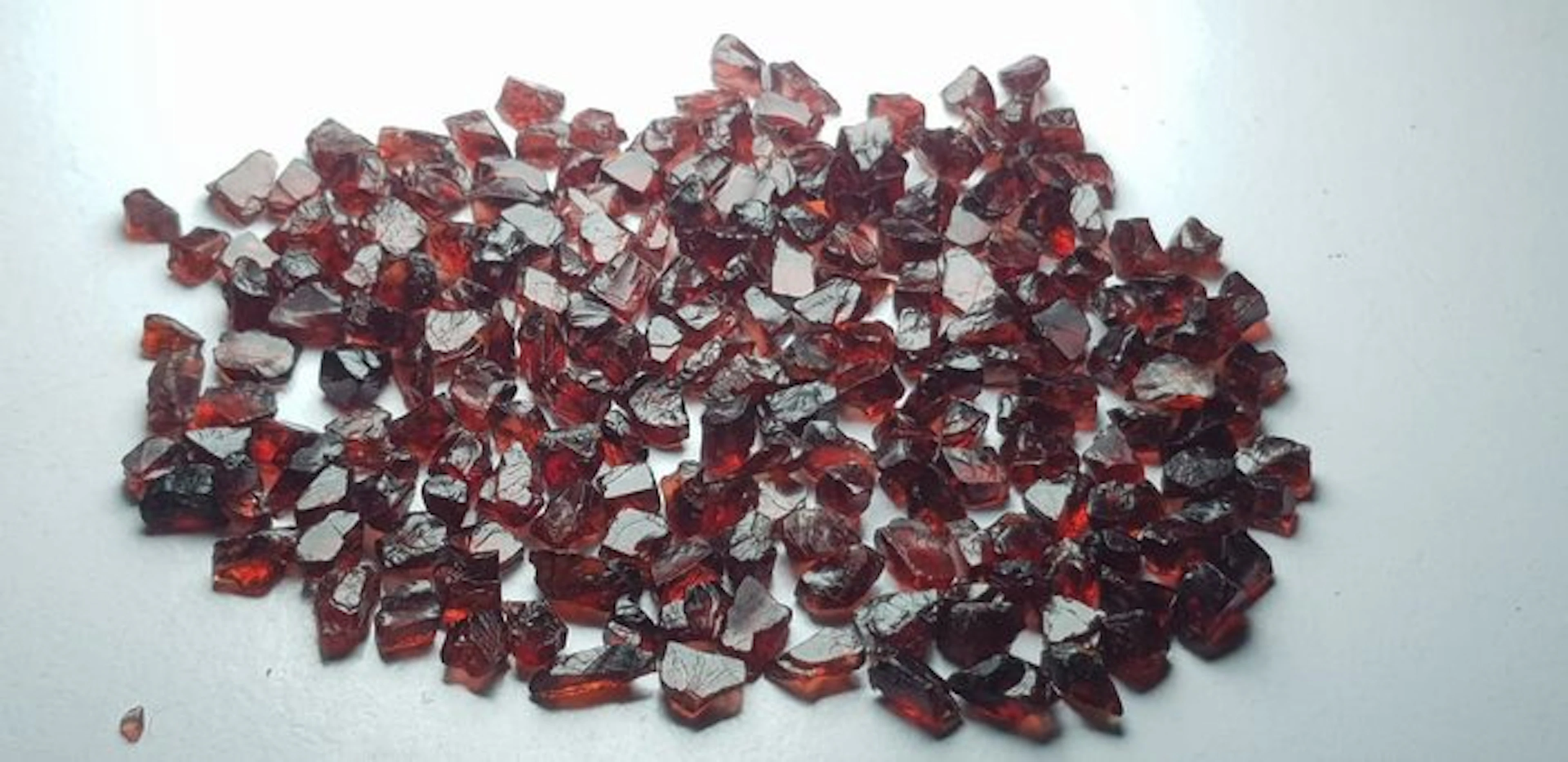 Facet Quality Rhodalite garnet Rough- 71 g