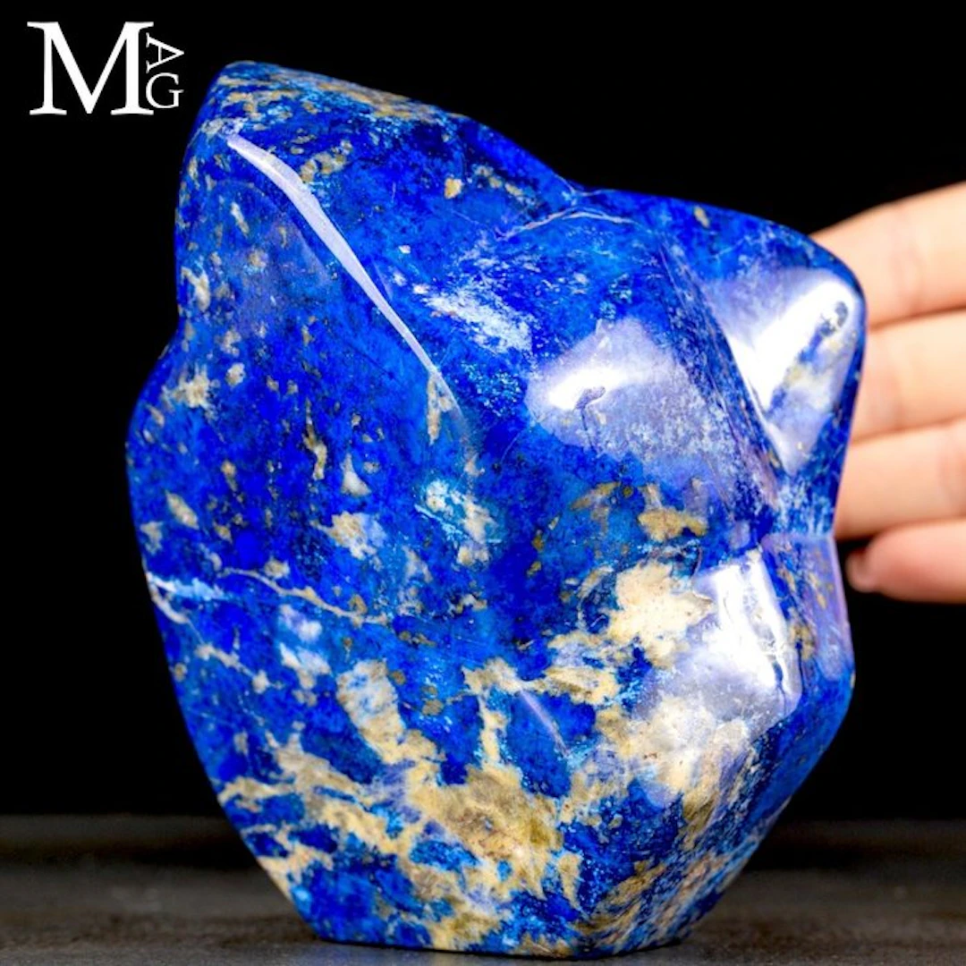 Intense Royal Blue Lapis Lazuli Freeform - Height: 136 mm...