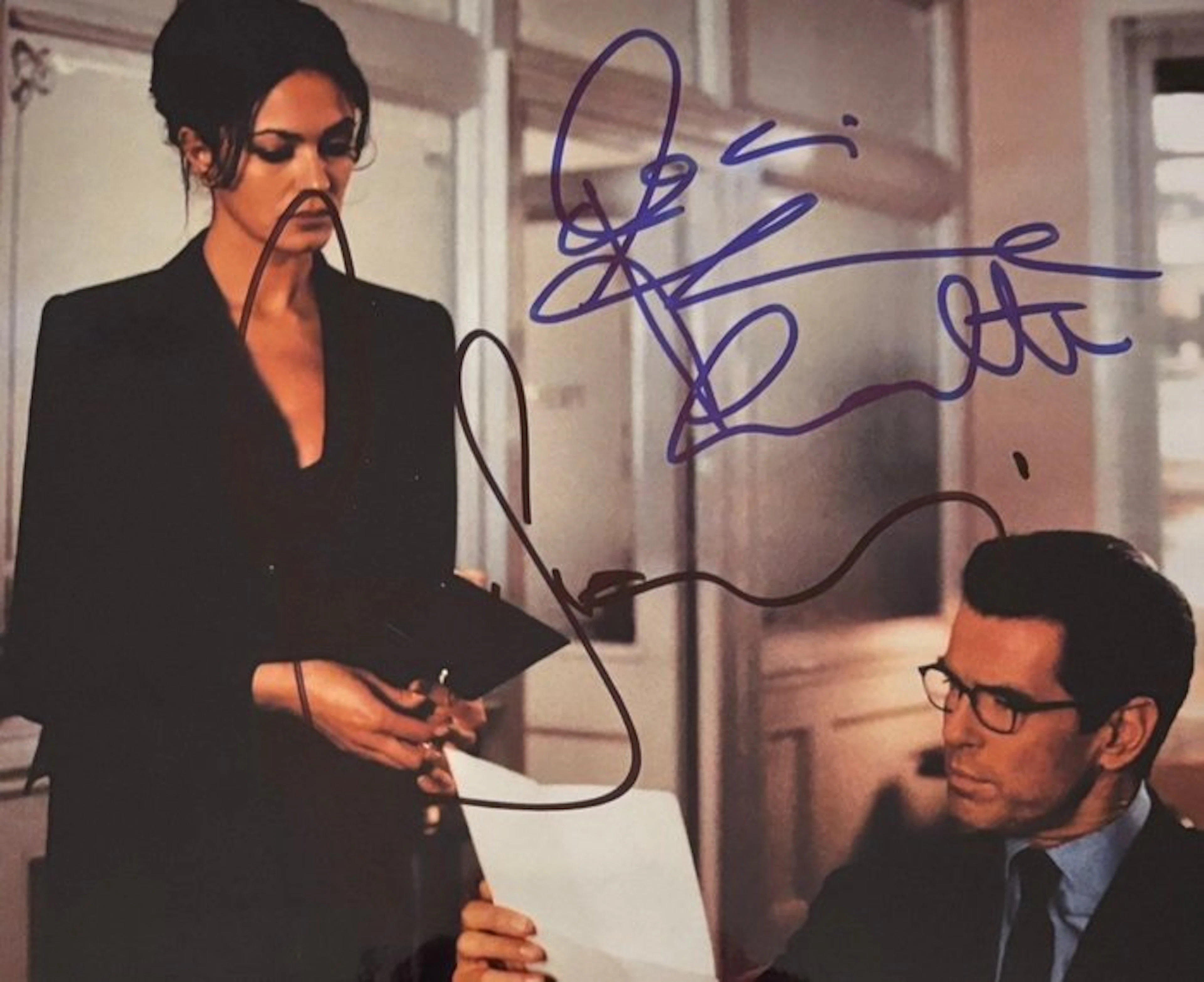 Pierce Brosnan and Maria Grazia Cucinotta - James Bond...