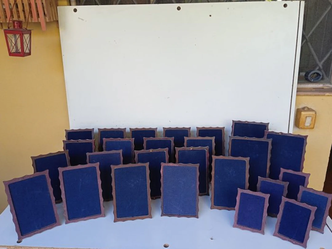 Picture frame (26) - Velvet, Mahogany