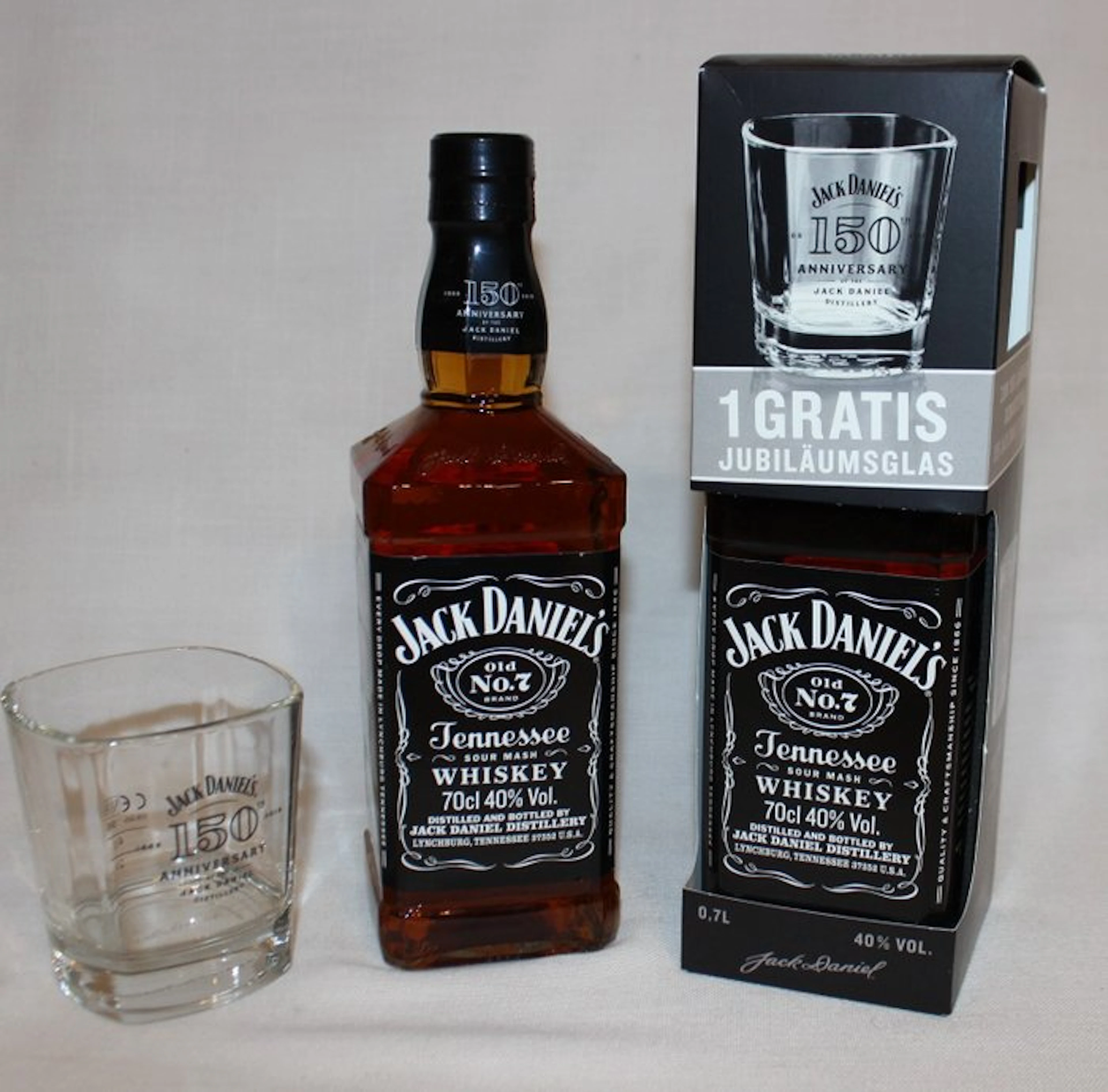 Jack Daniel's Old No 7 w/glass - b. 2016 - 70cl