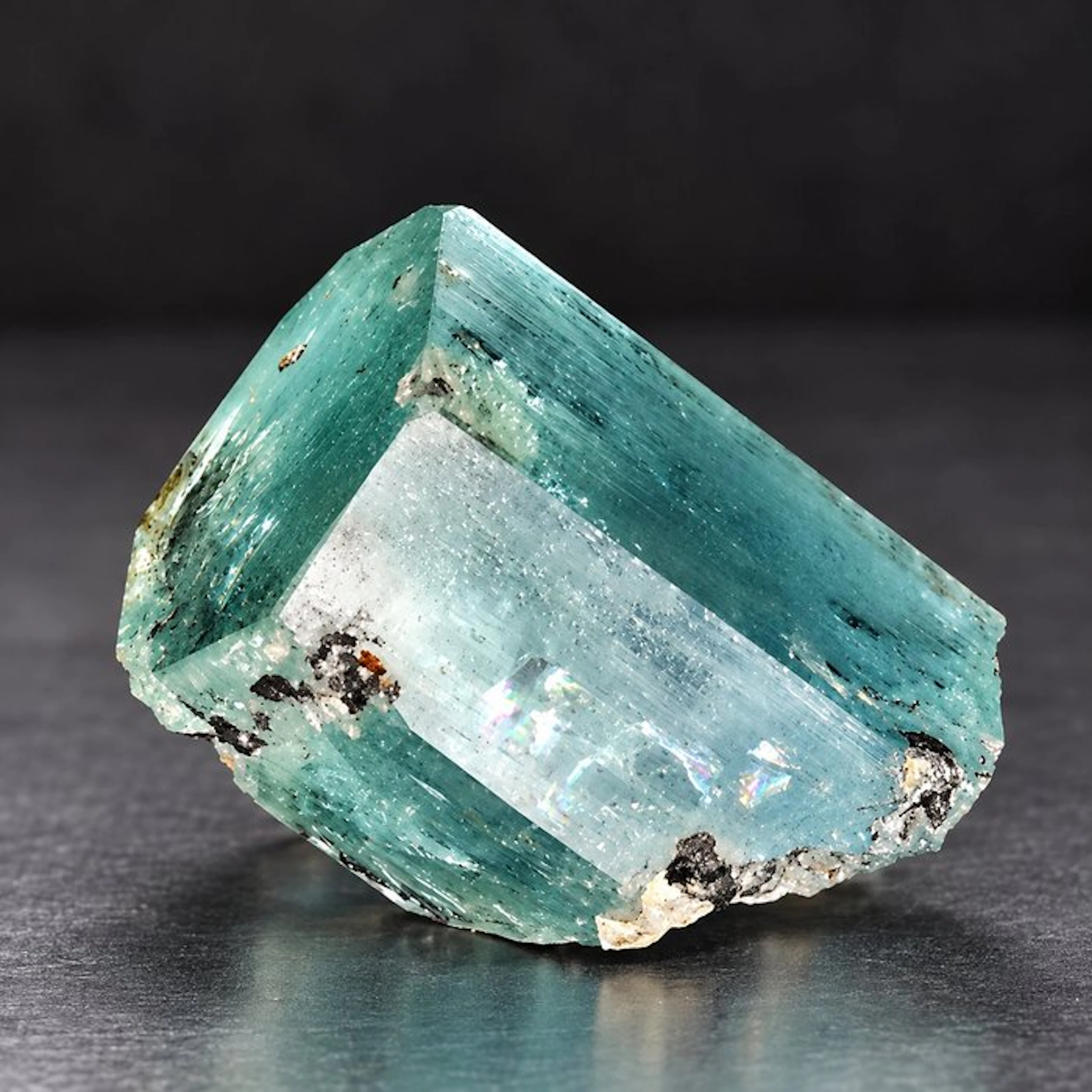 Aquamarine Crystal - Height: 1.5 cm - Width: 1.8 cm- 6.45 g - (1)