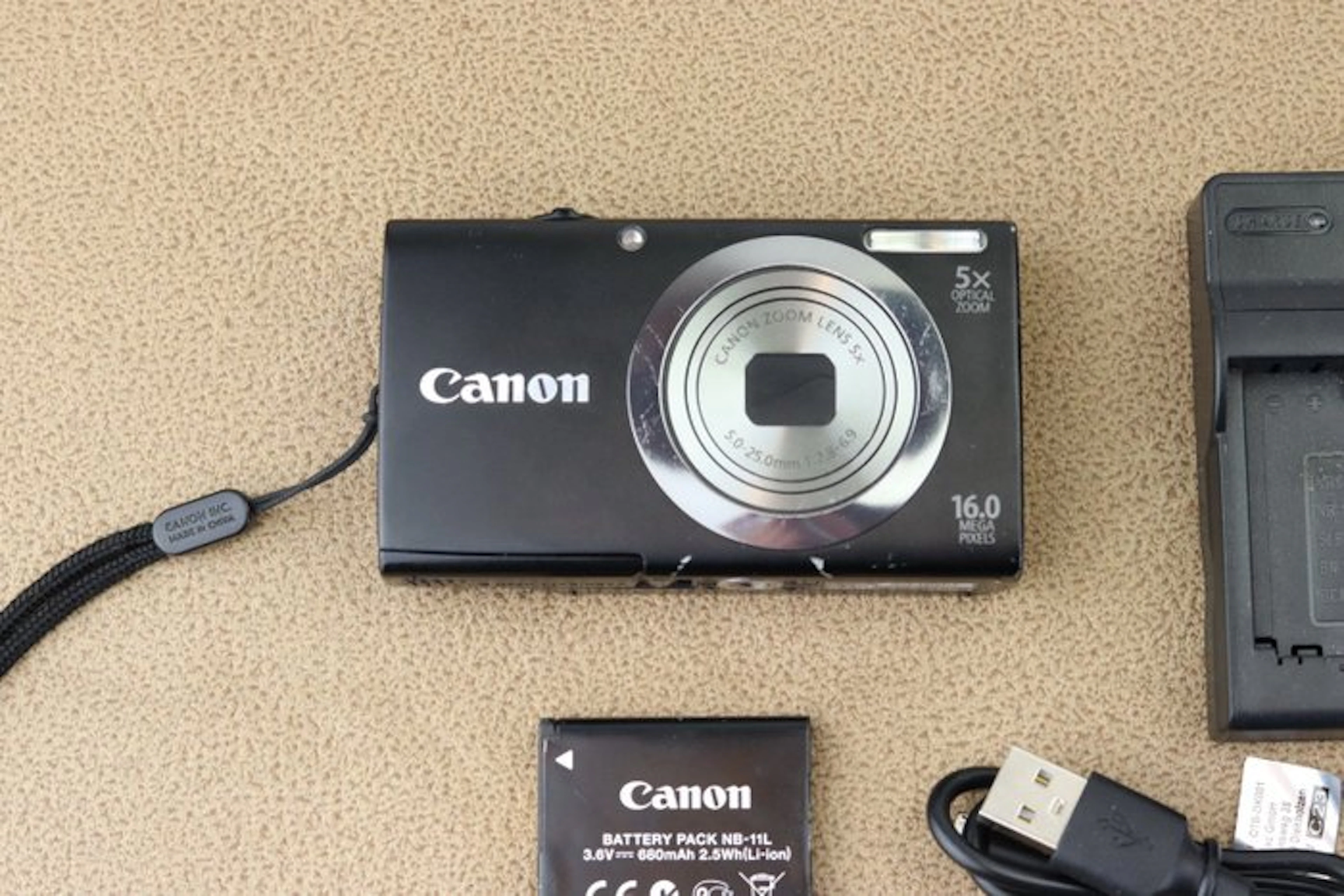 Canon Powershot A2300, 16MP CCD Digital camera
