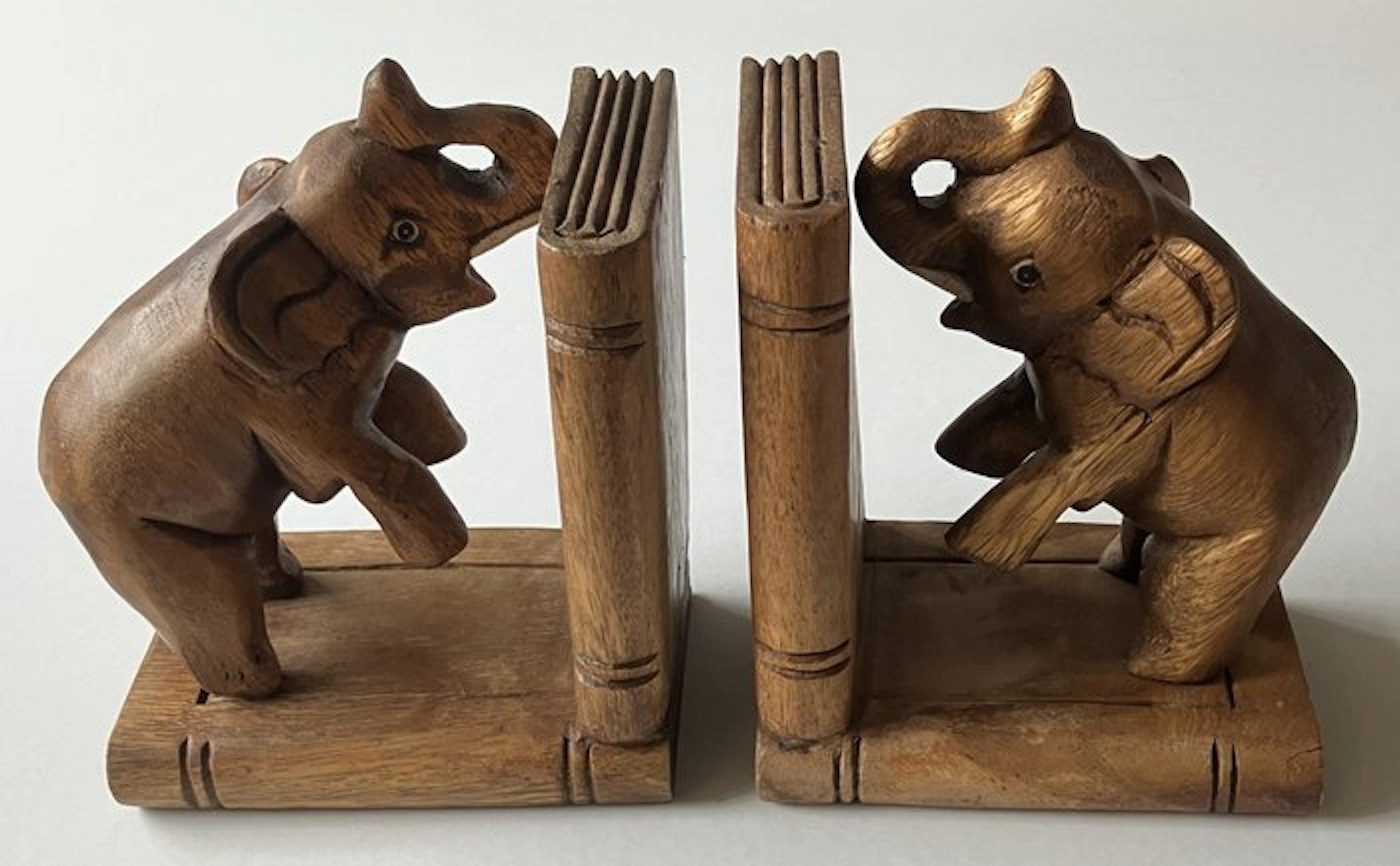Bookends (2) - Wood - Elephant