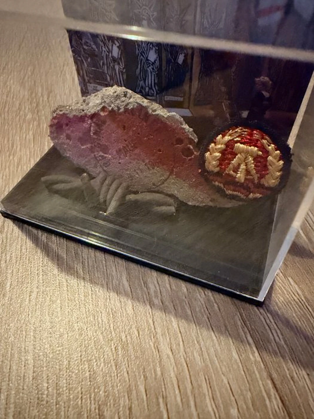 Souvenir, Fragment du Mur de Berlin (Checkpoint Charlie)