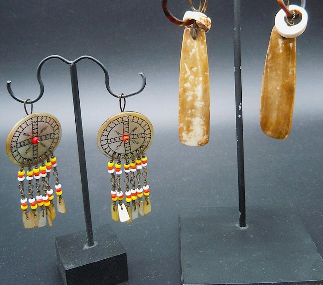 Body adornments - Ifugao - Philippines (No reserve price)