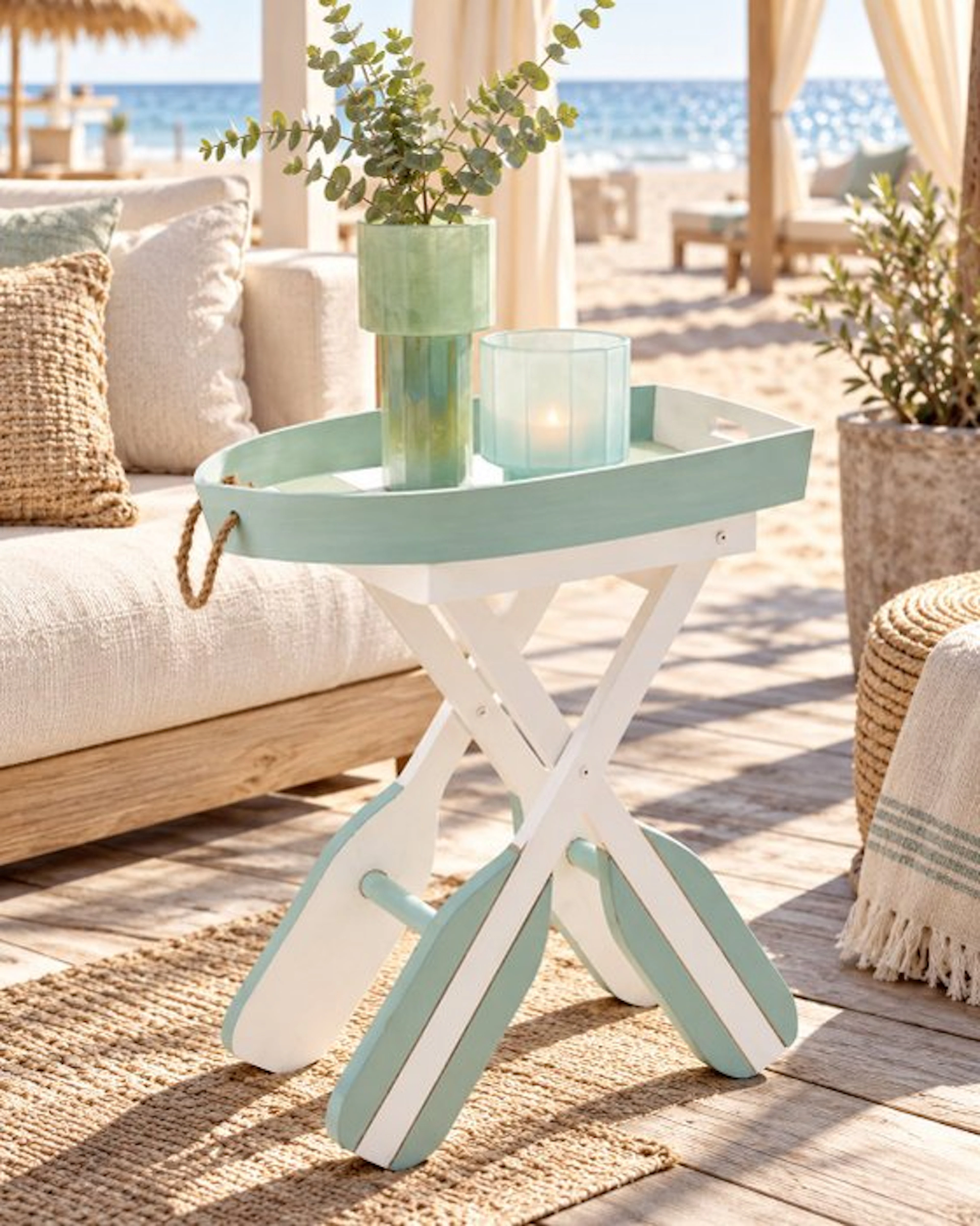 NO RESERVE PRICE: Boat-Shaped – Nautical Design - Side table - Wood