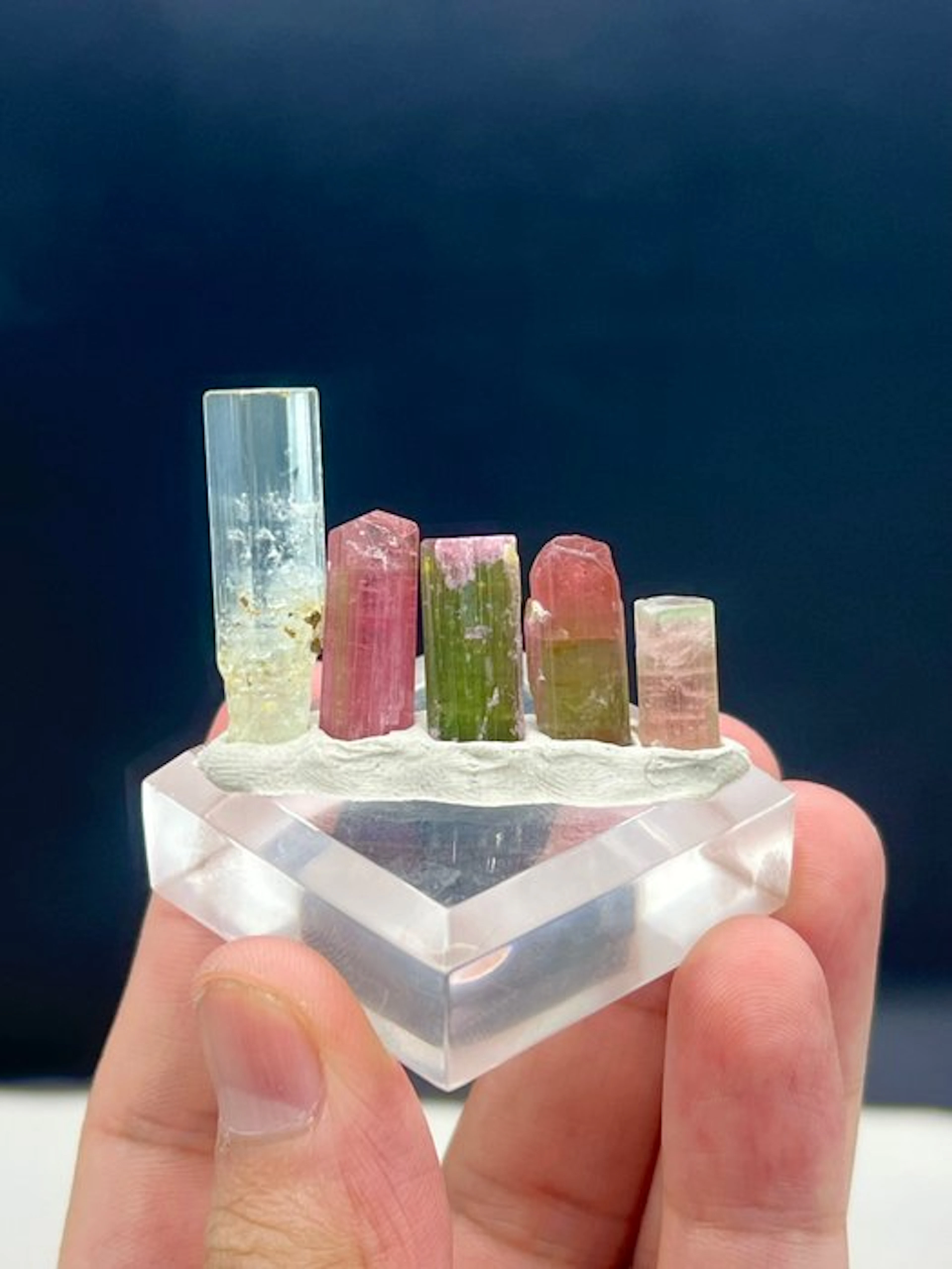 Tourmaline and aquamarine Crystals - Height: 30 mm - Width: 7 mm- 11 g - (1)