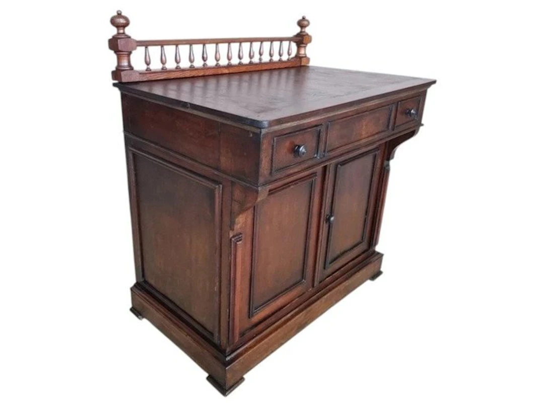 Sideboard - Wood - little cabinet