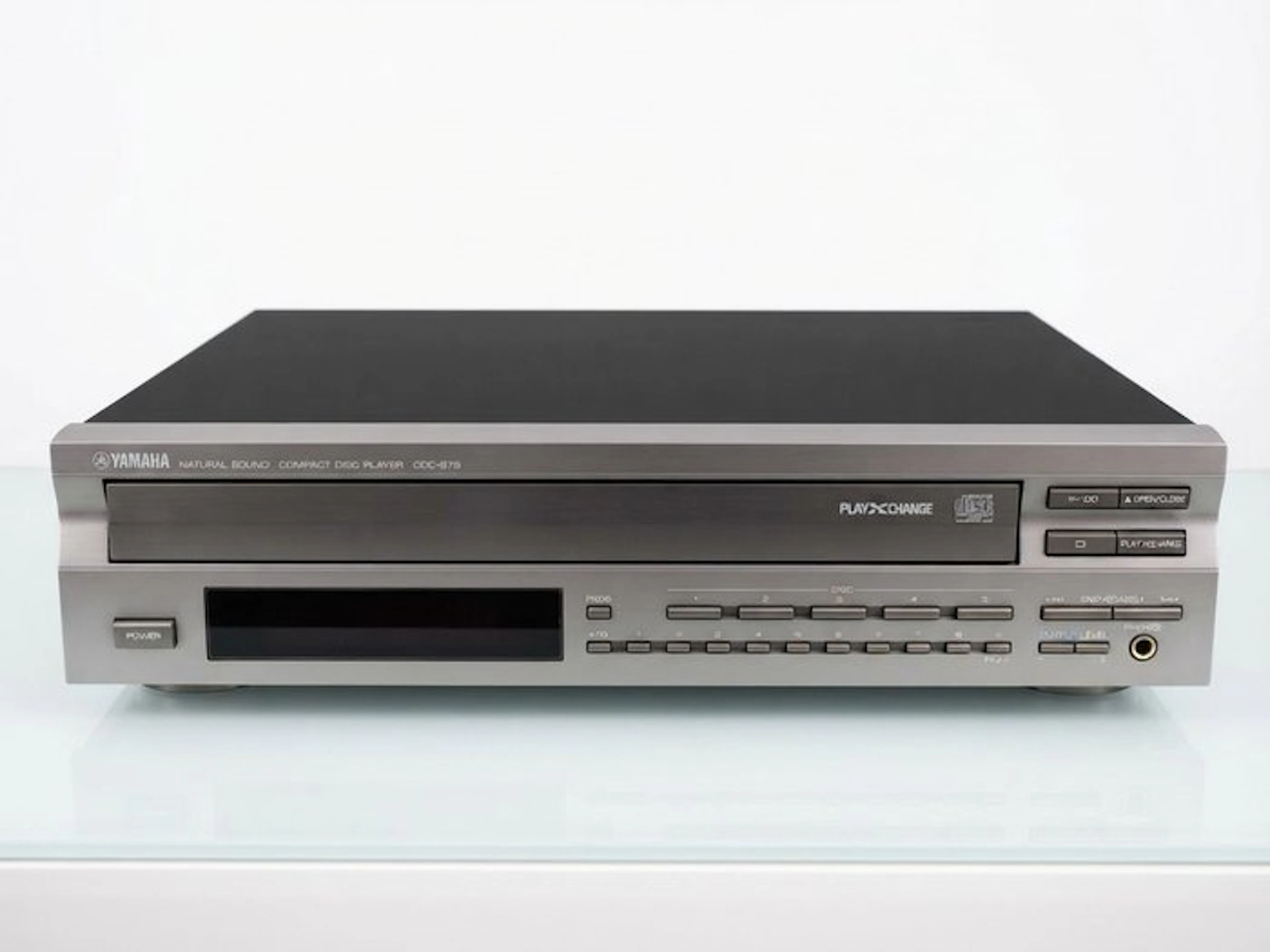 Yamaha - CDC-675 / 5-Disc Carousel CD player