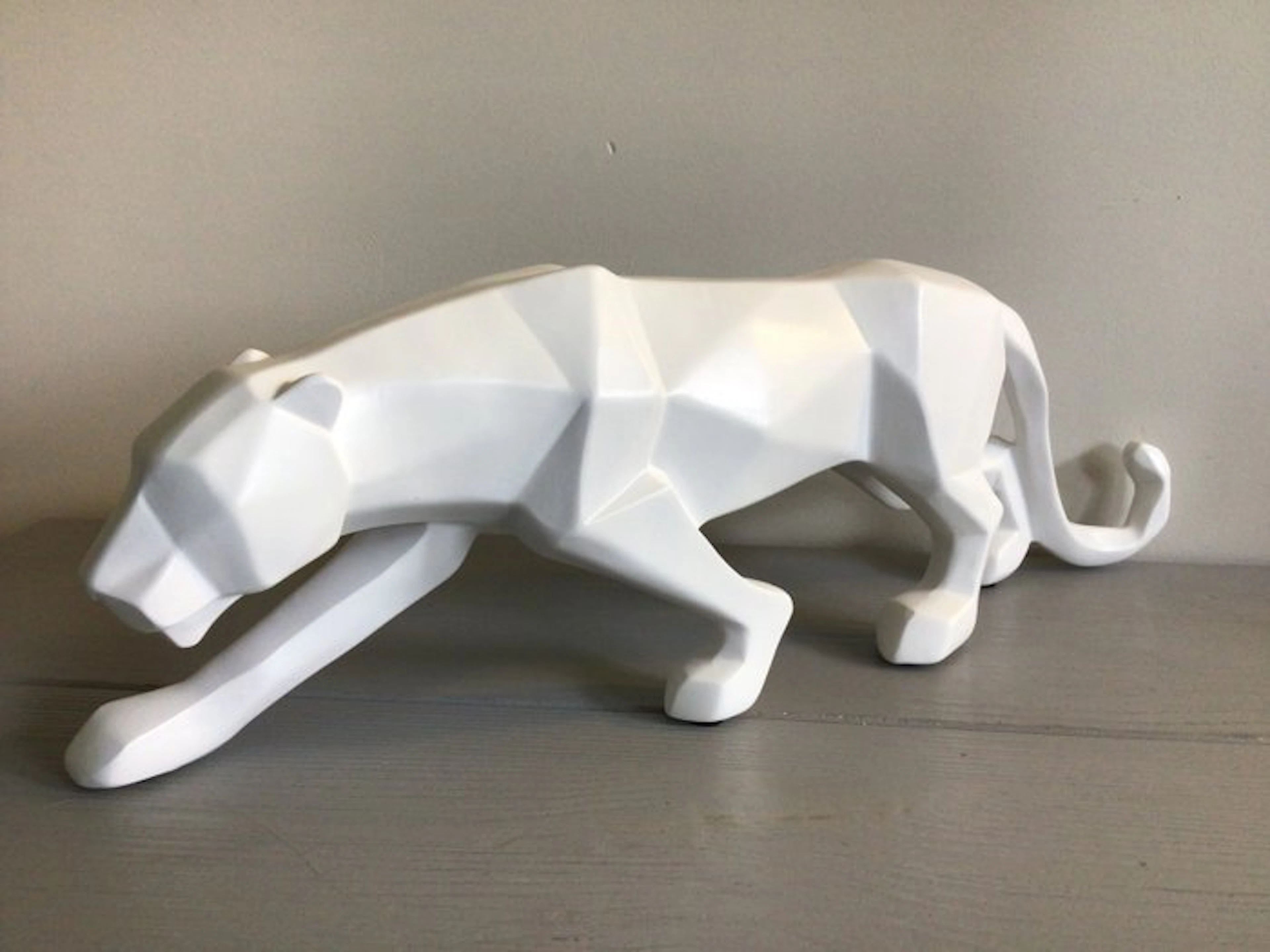 Sculpture, Grote sluipende luipaard XL - 13 cm - Resin