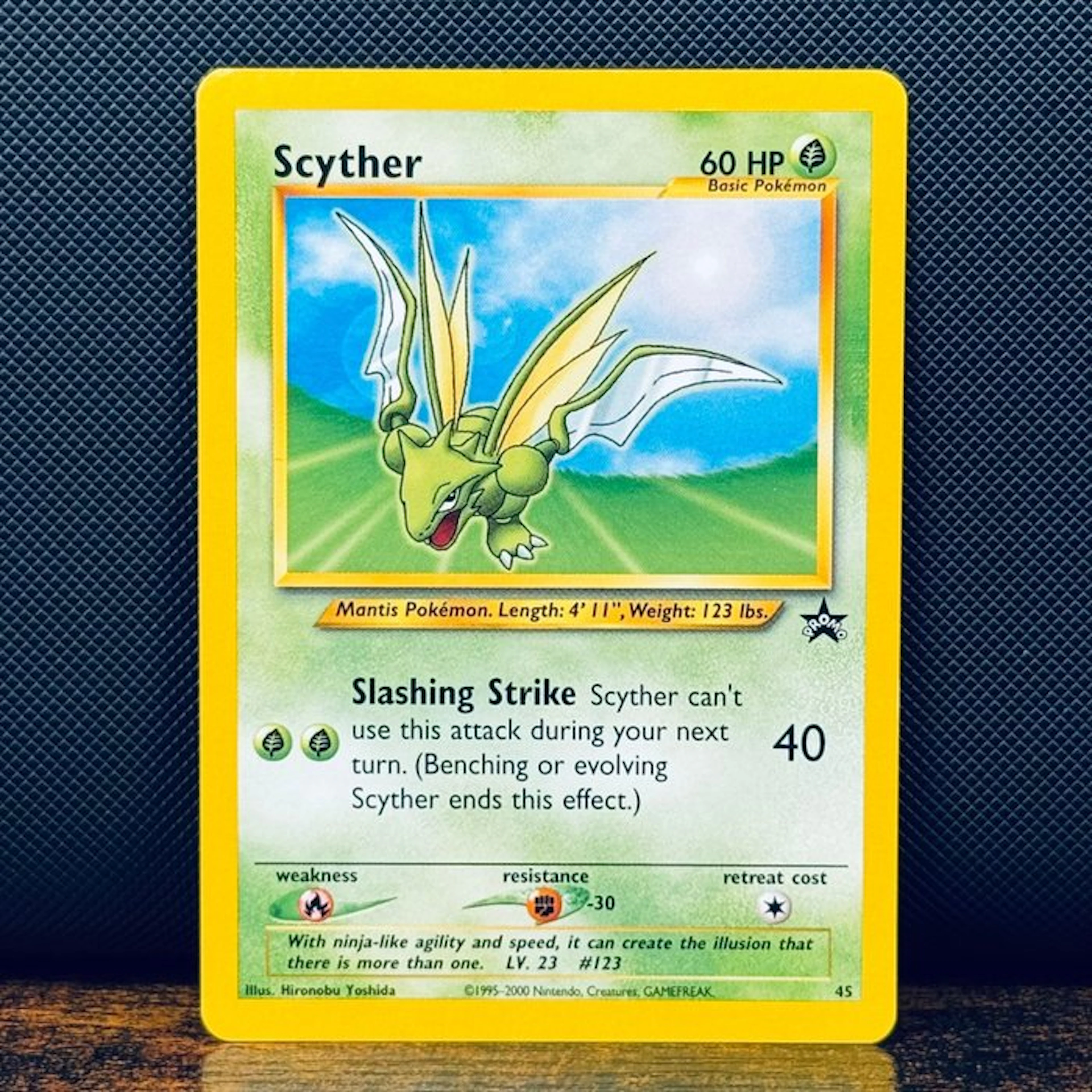 Pokémon Card - Scyther Black Star Promo 45 - Pokémon