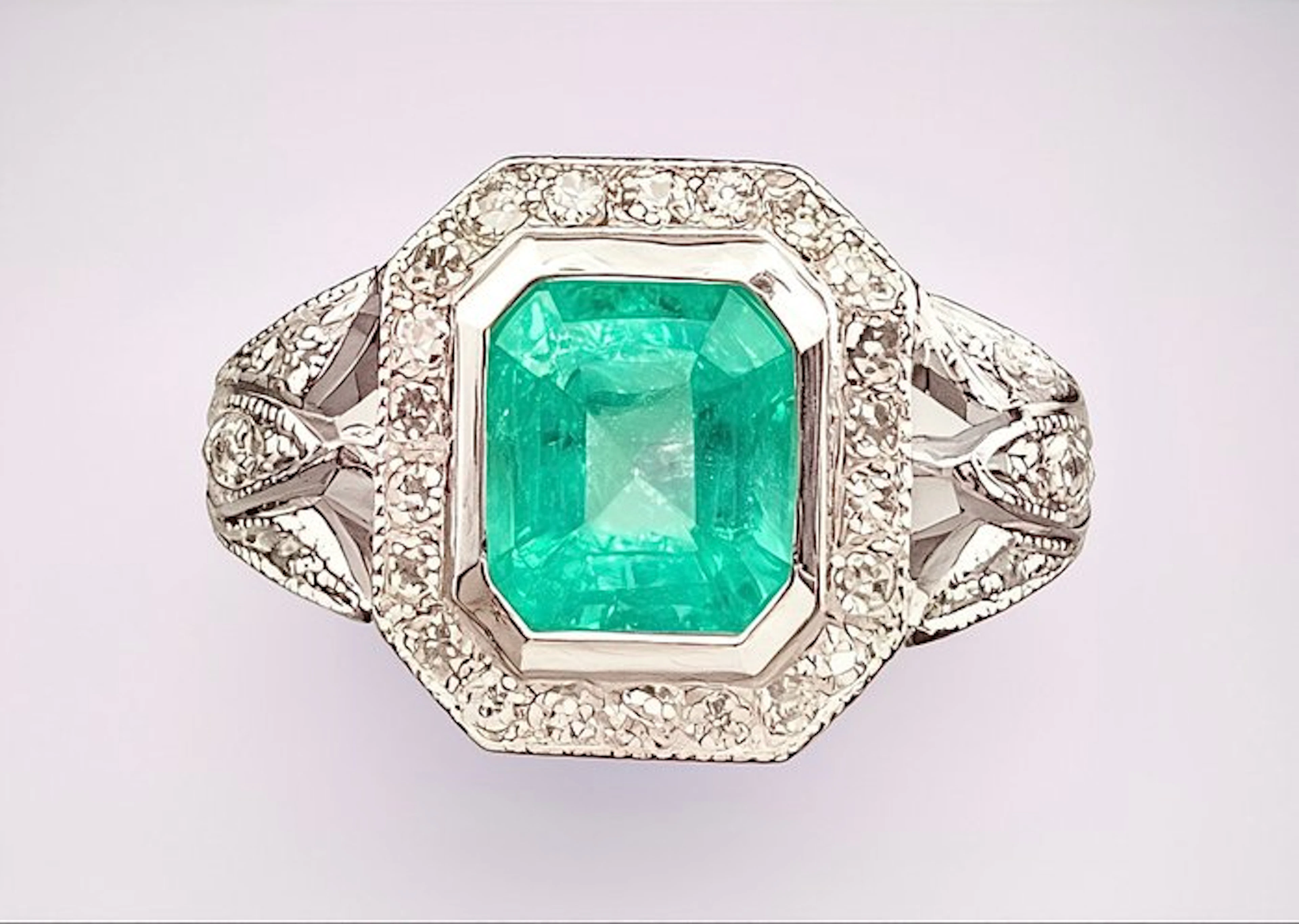 Ring Platinum Emerald - Diamond